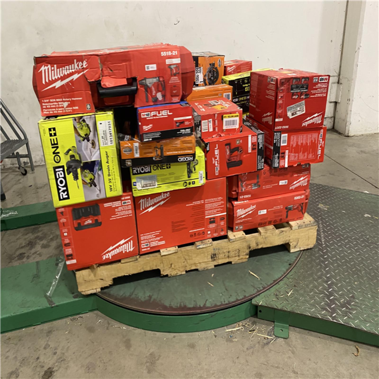 Dallas Location - As-Is Tool Pallet