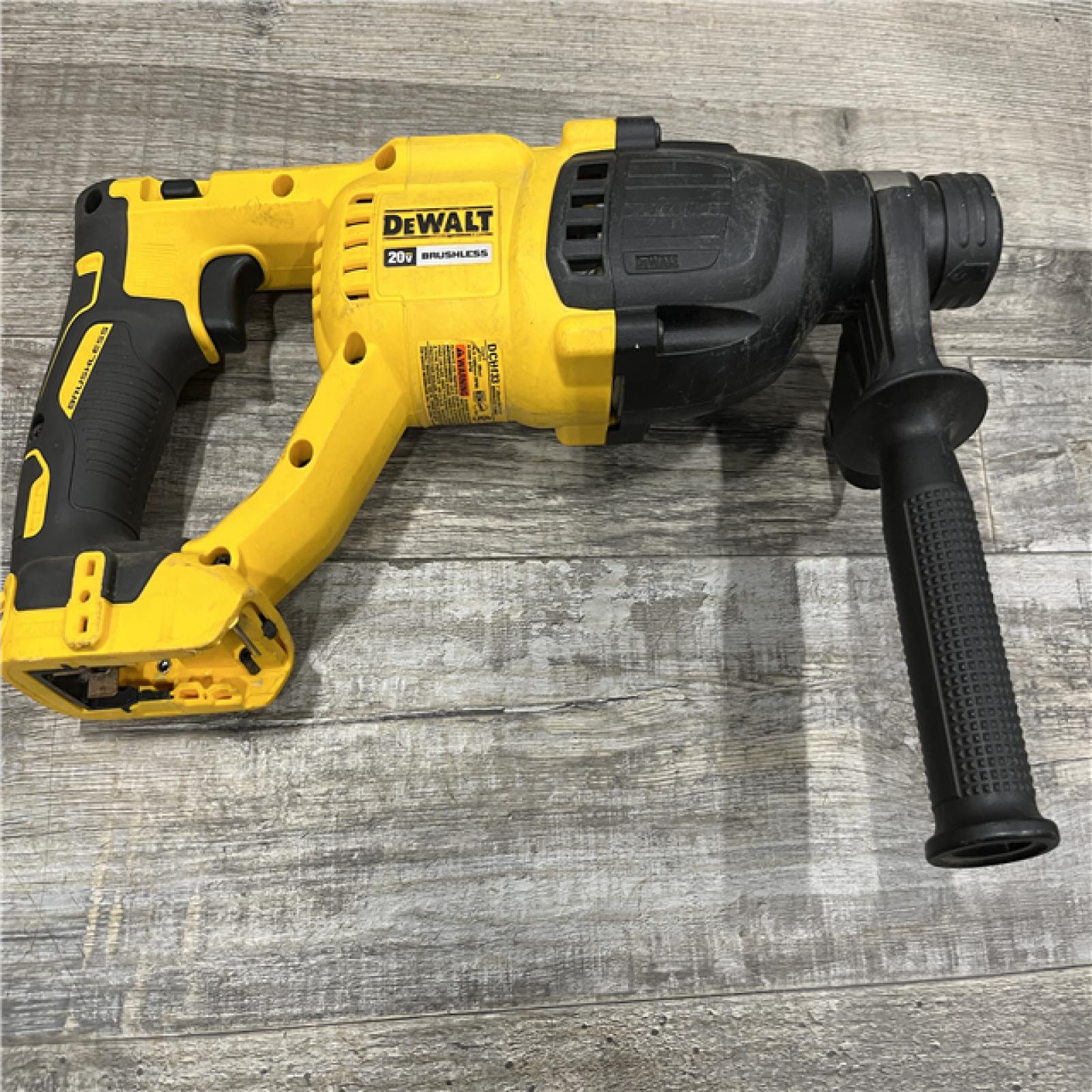 AS-IS DEWALT 20V MAX Cordless Brushless 1 in. SDS Plus D-Handle Concrete and Masonry Rotary Hammer Kit
