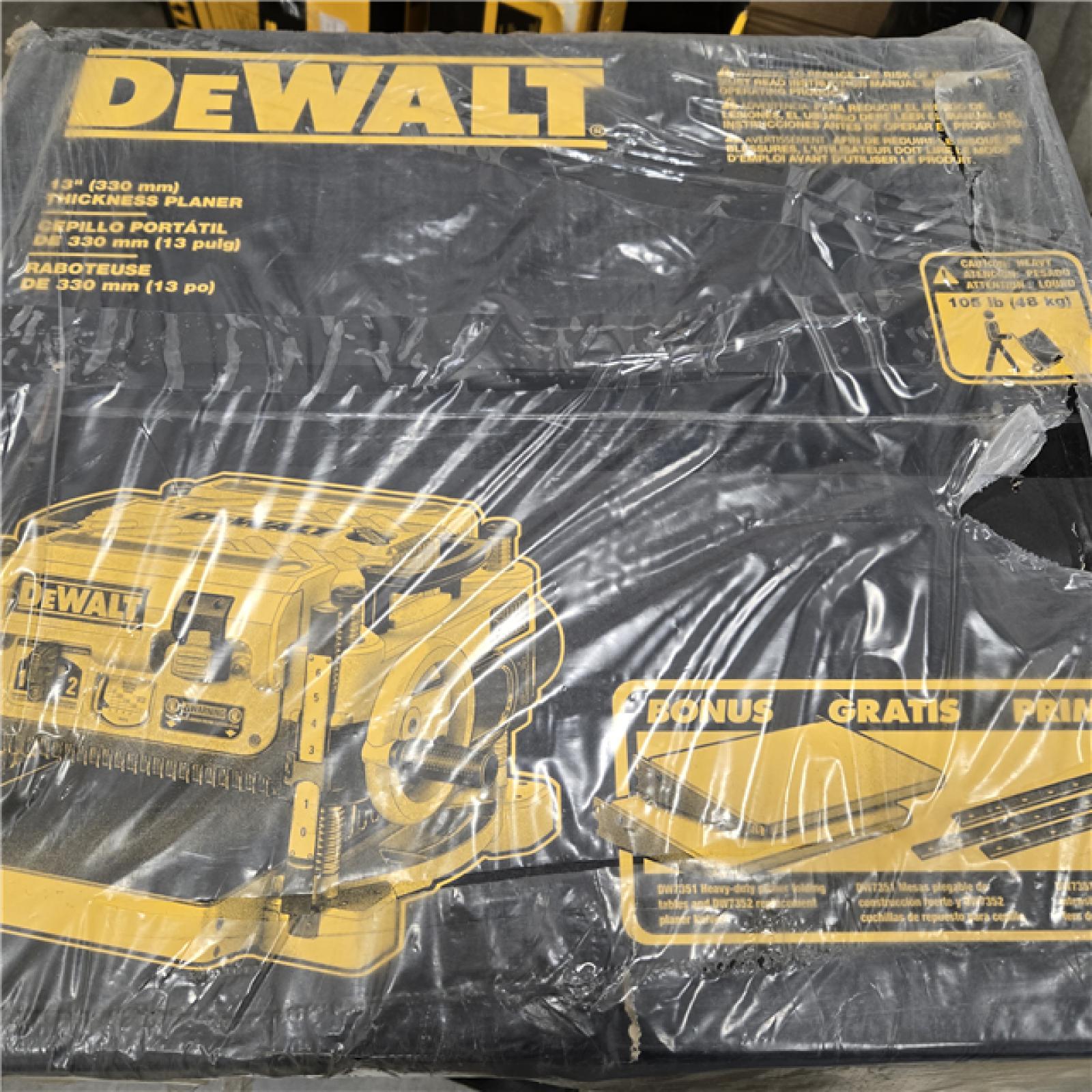 NEW- DEWALT 13 2 Speed 3-Knife Thickness Planer