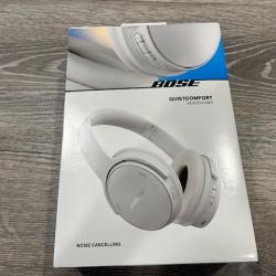 NEW!! Bose 884367-0200 QuietComfort Over-ear BluetoothÂ® White Headphones