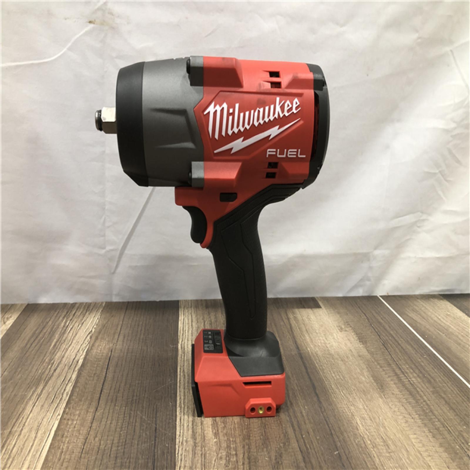AS-IS Milwaukee  FUEL 18V Lithium-Ion Brushless Cordless 1/2 in. Impact Wrench w/Friction Ring Kit
