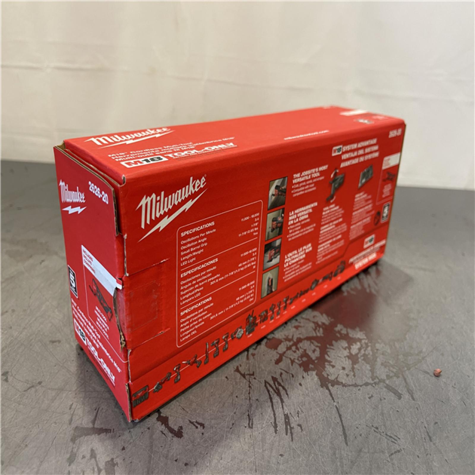 New! - Milwaukee M18 18V Lithium-Ion Cordless Oscillating Multi-Tool