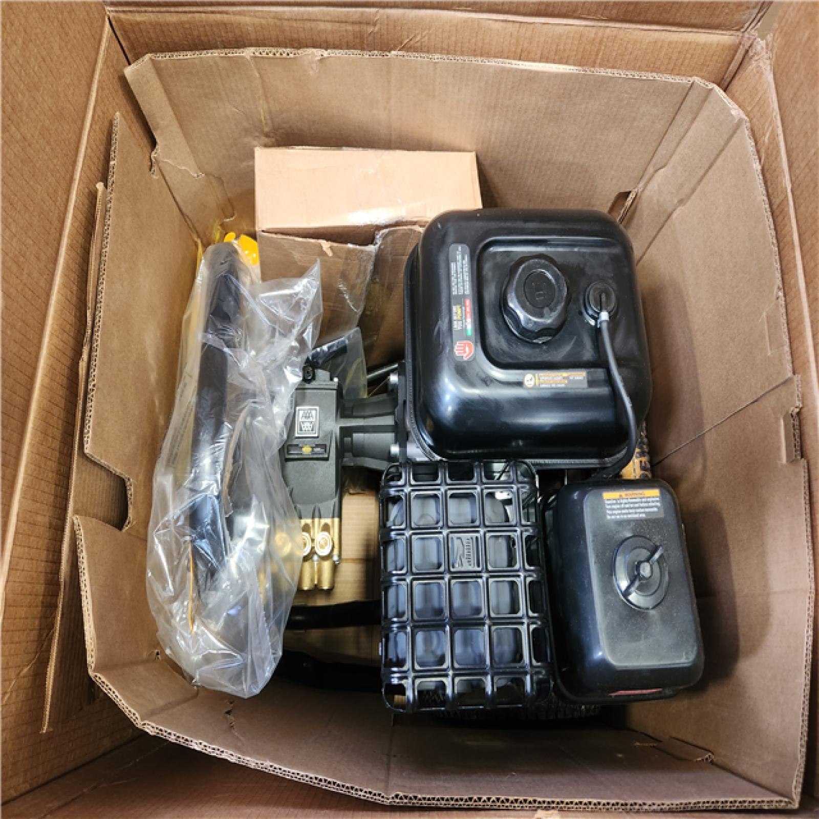 Phoenix NEW DEWALT 4400 PSI 4.0 GPM Cold Water Gas Pressure Washer