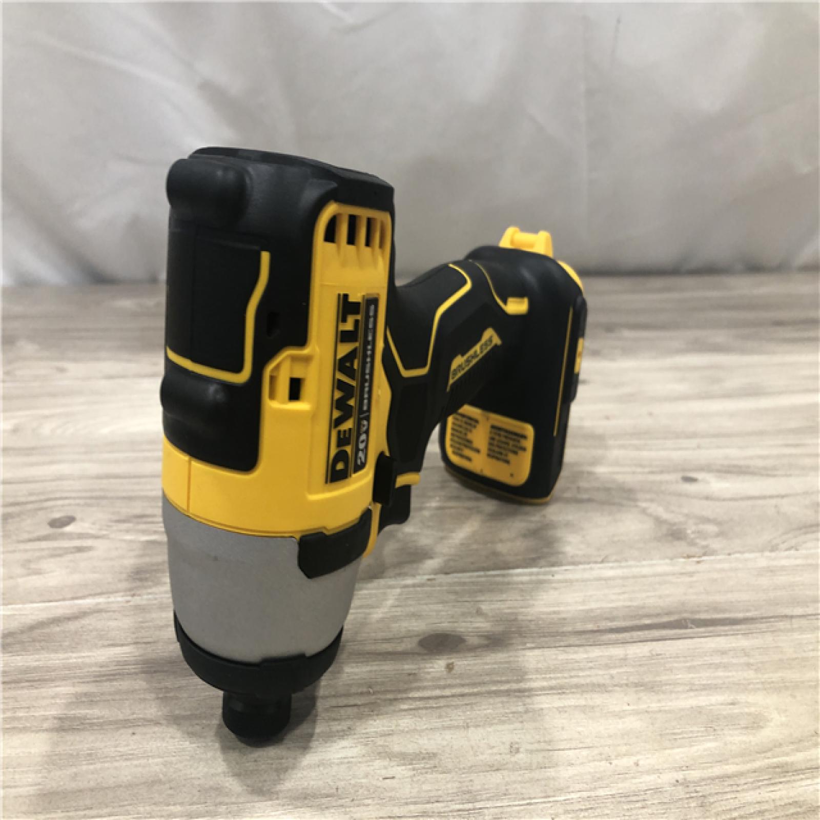 AS-IS DeWALT ATOMIC 20V MAX Cordless Compact Impact Driver Kit