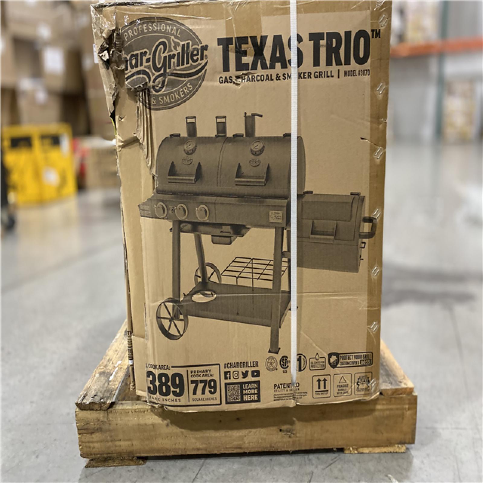 DALLAS LOCATION CharGriller Texas Trio 4Burner Dual Fuel Grill with