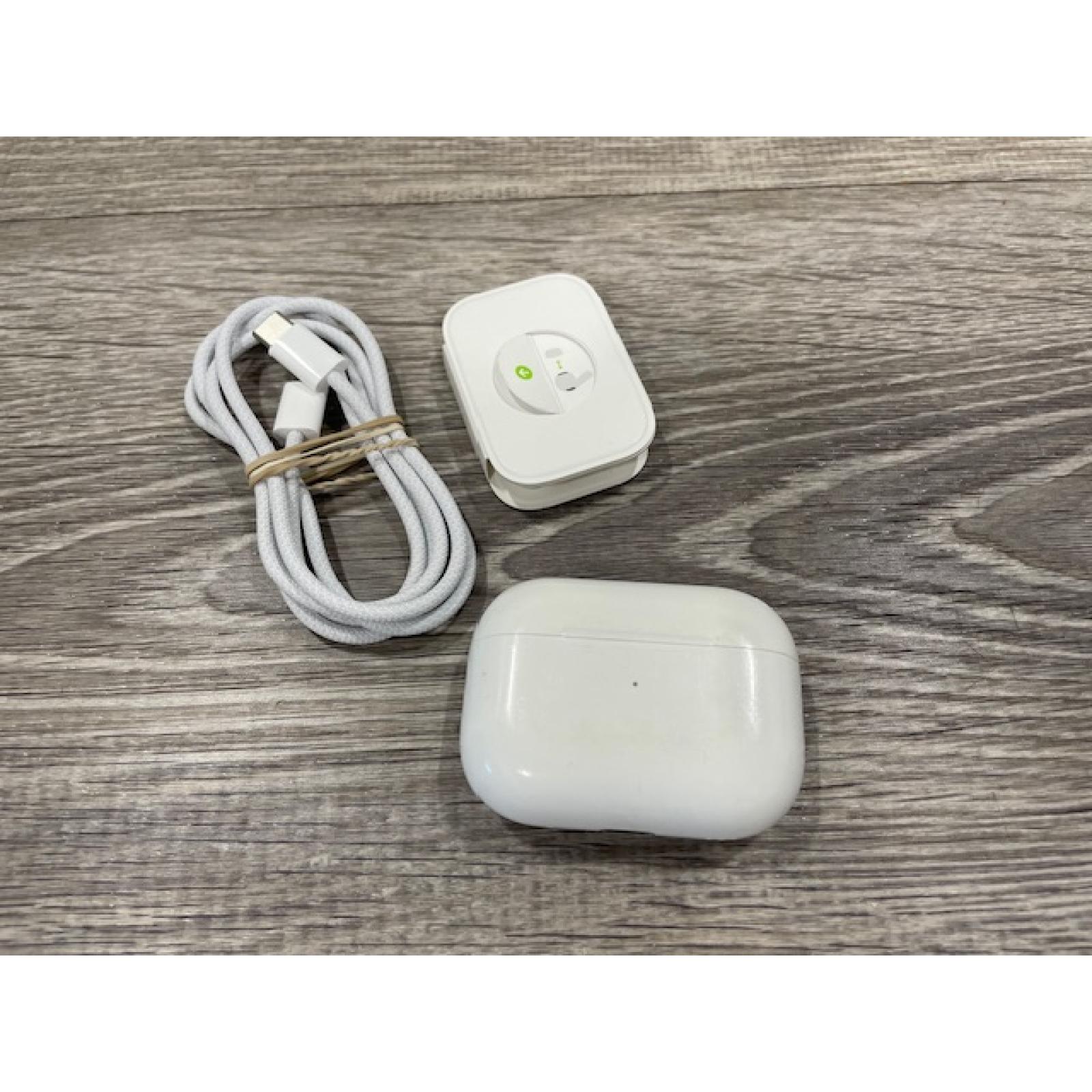 AS-IS Apple AirPods Pro 2 With MagSafe Charging Case (USB-C)
