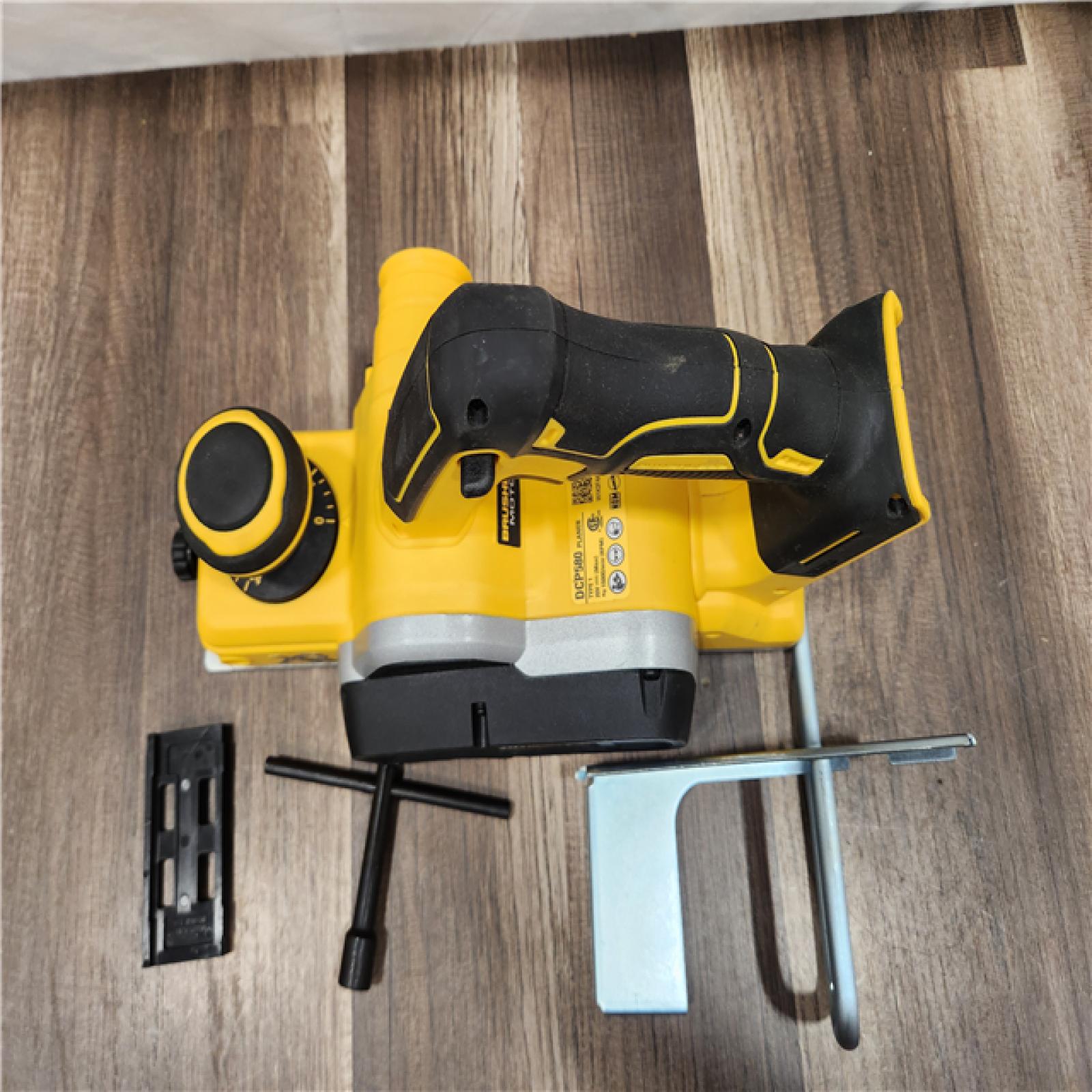 AS-IS DEWALT 20V MAX XR Cordless Brushless 3-1/4 in. Planer (Tool Only)