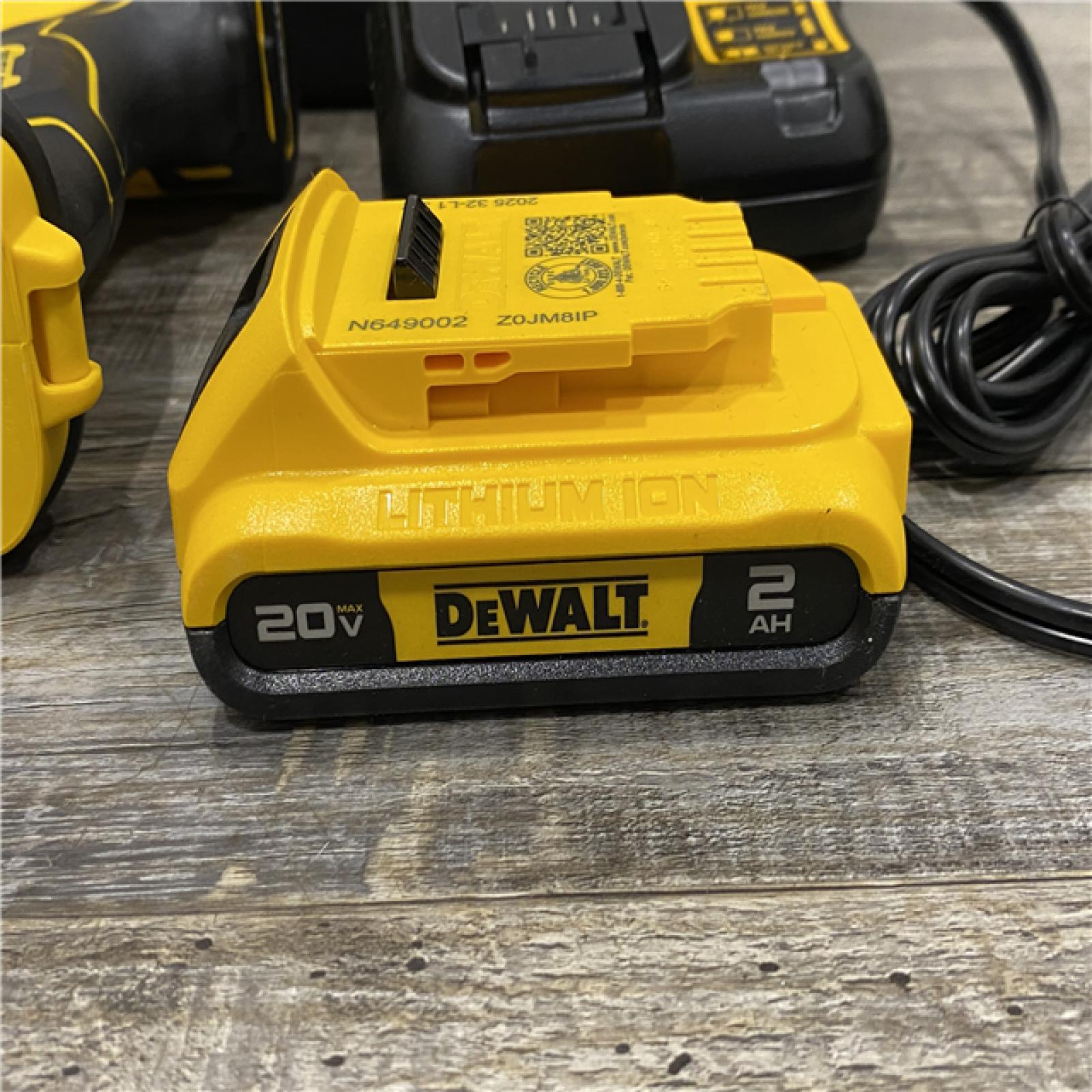 AS-IS DEWALT Atomic 20V Max Lithium-Ion Brushless Cordless Compact 1/4 in. Impact Driver Kit