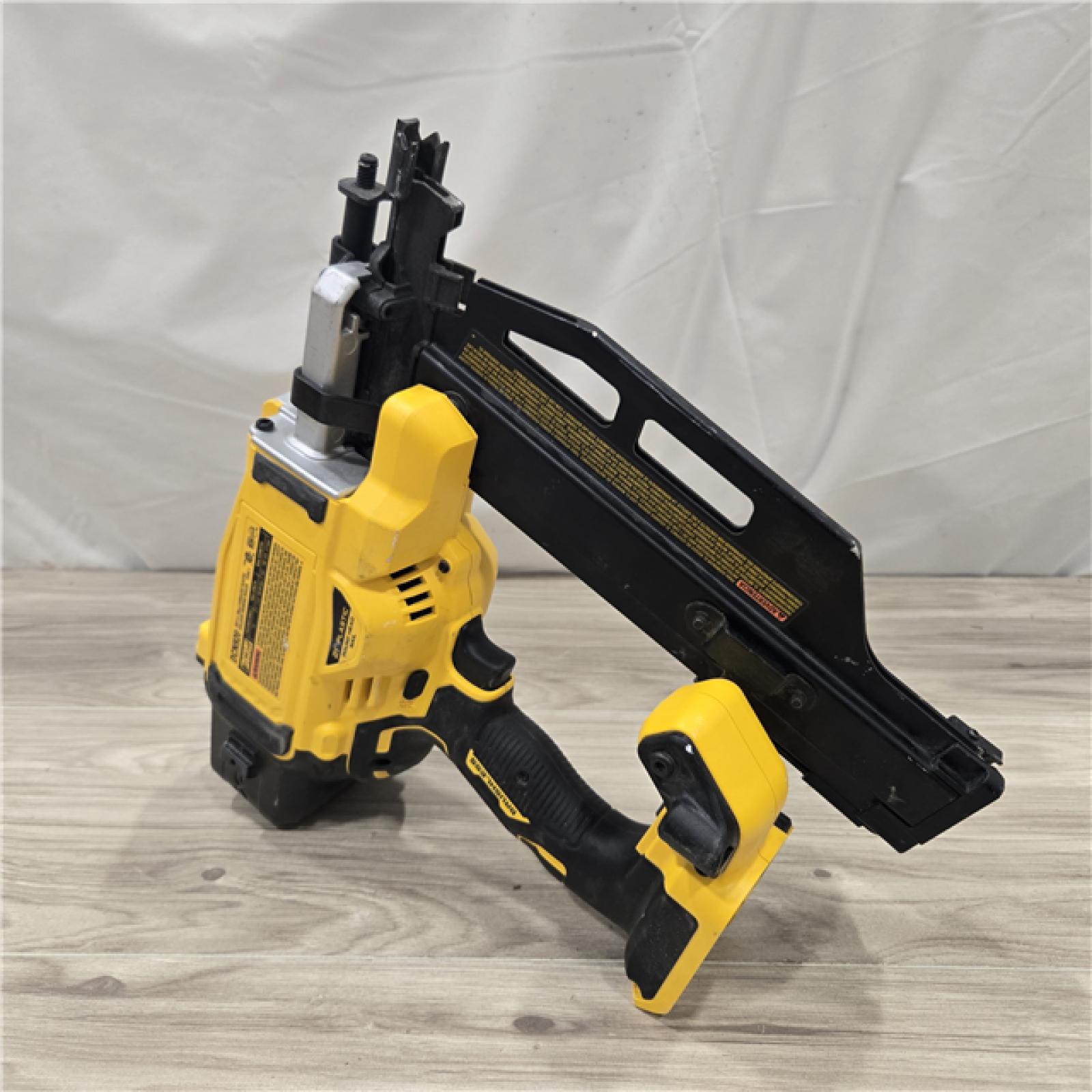 AS-IS DEWALT 20-Volt 21° Cordless Framing Nailer (Tool-Only)