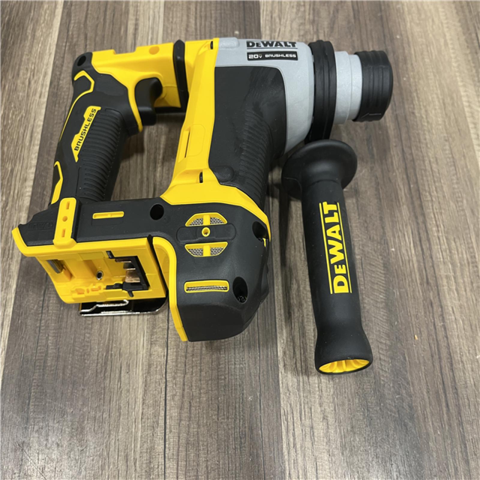 GOOD Dewalt DCH172B MAX Atomic 20V 5/8 Inch Brushless Cordless SDS Plus Rotary Hammer (Tool Only)