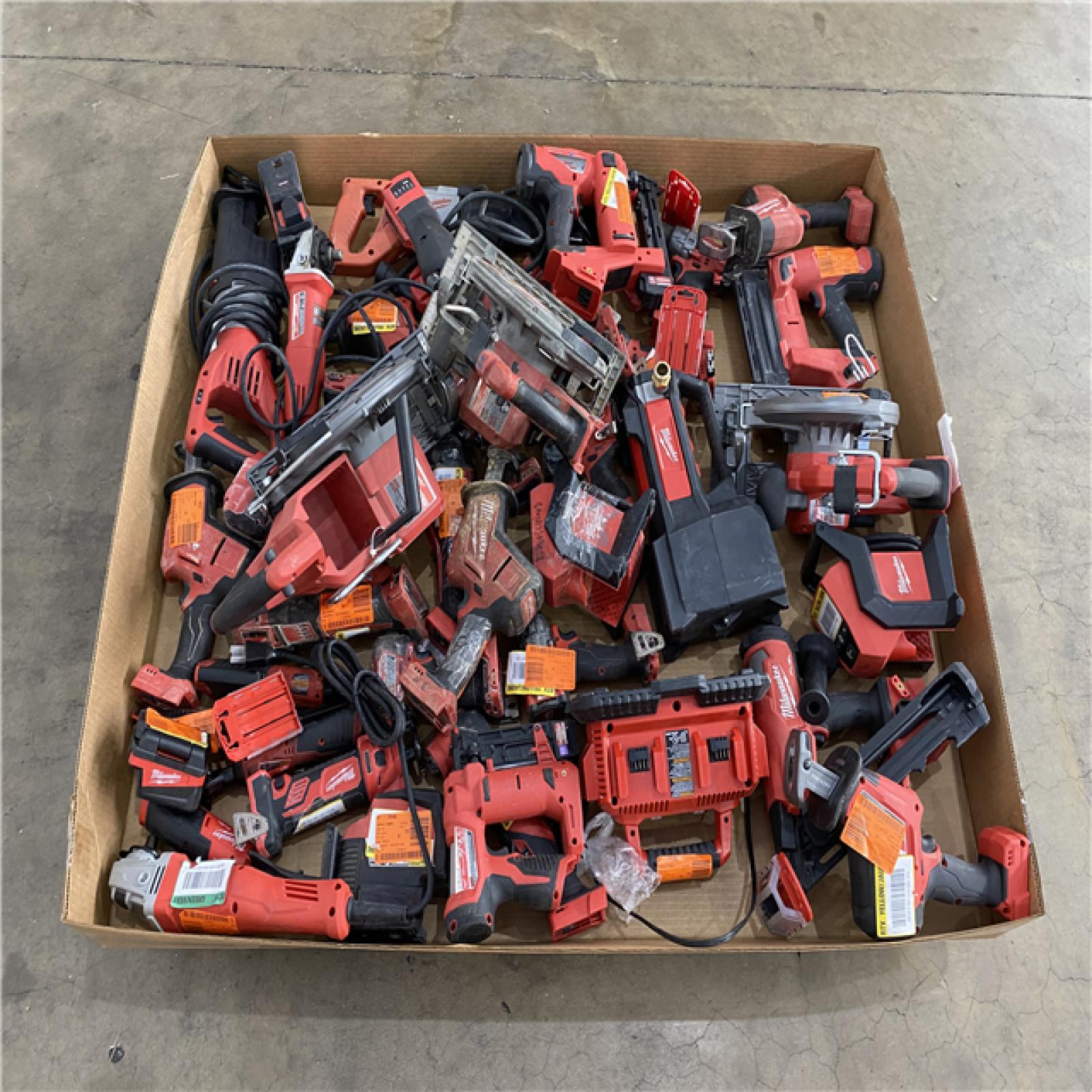 Houston Location AS IS - Tool Pallet