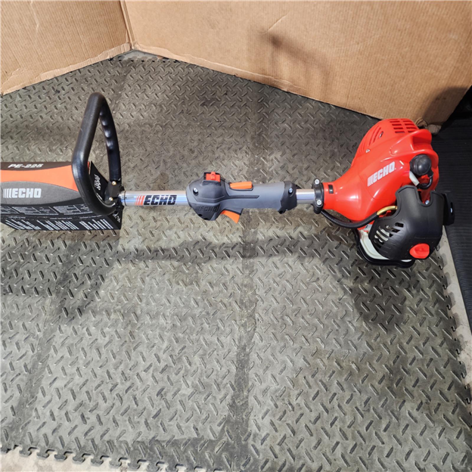 HOUSTON LOCATION - AS-IS ECHO 21.2 cc Gas 2-Stroke Lawn Edger