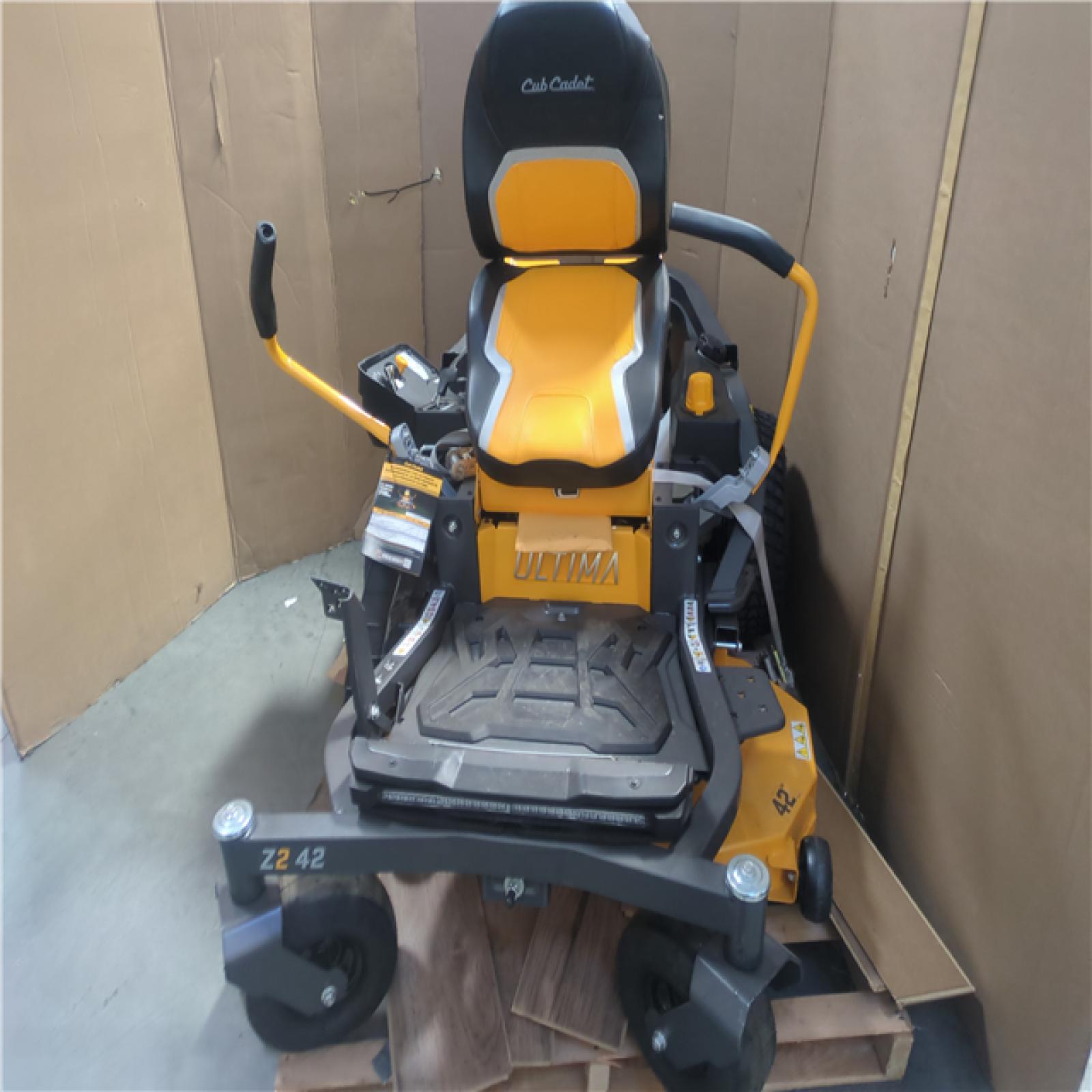 CALIFORNIA AS-IS CUB CADET SITDOWN LAWNMOWER