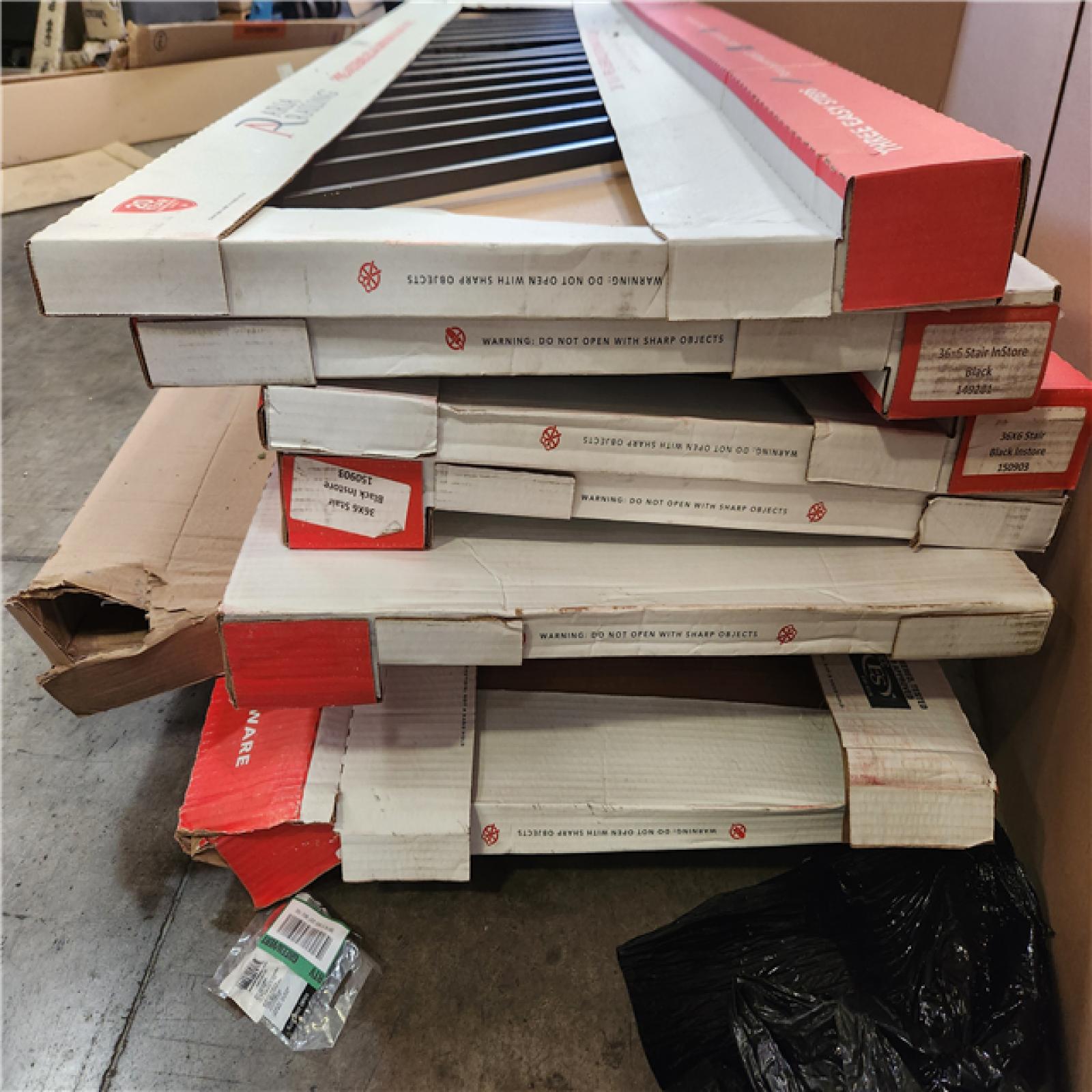 Phoenix Aria Railing Panel (36x6') Pallet 7 Boxes