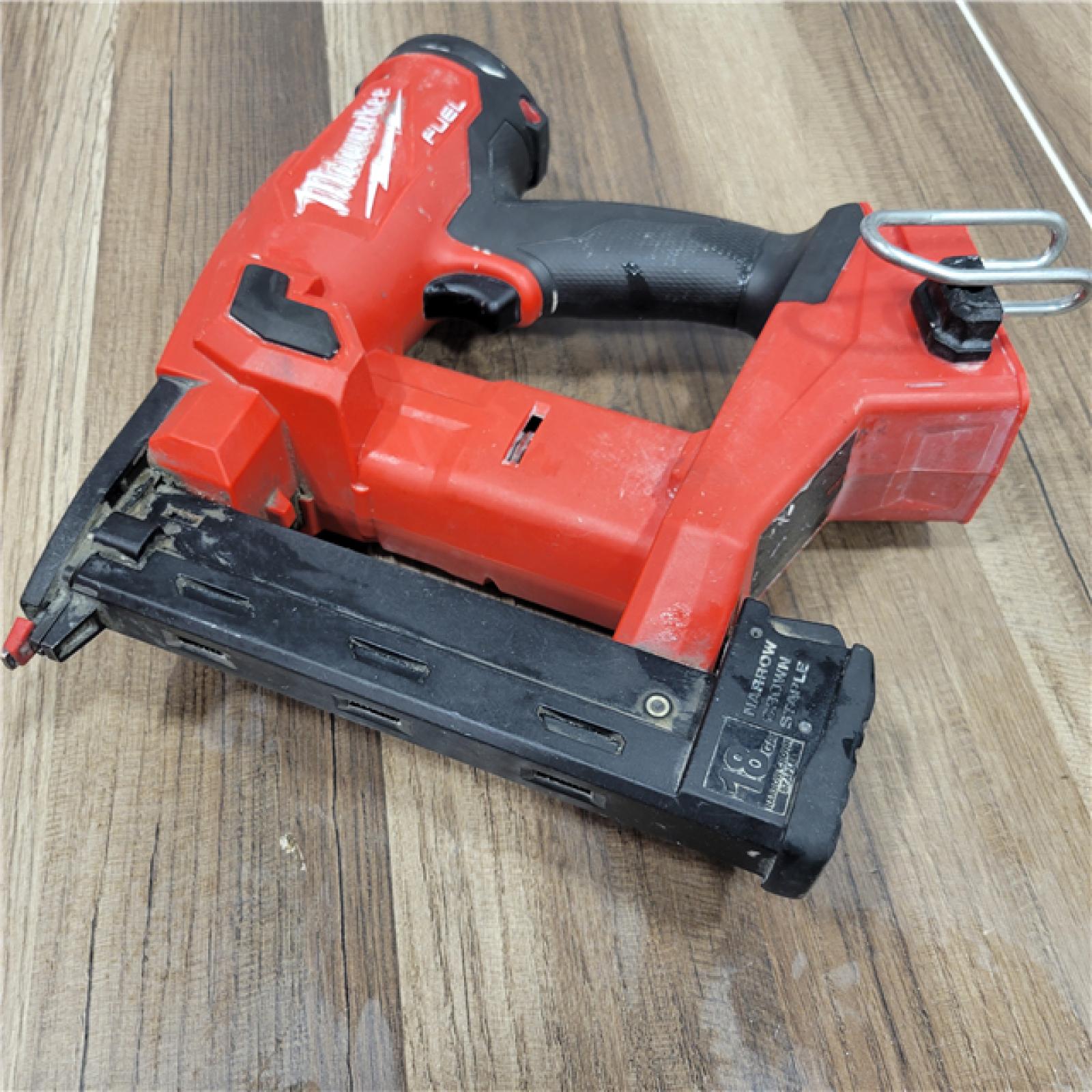 AS-IS MILWAUKEE FUEL 18-Volt Lithium-Ion Brushless Cordless 18-Gauge 1/4 in. Narrow Crown Stapler (Tool-Only)