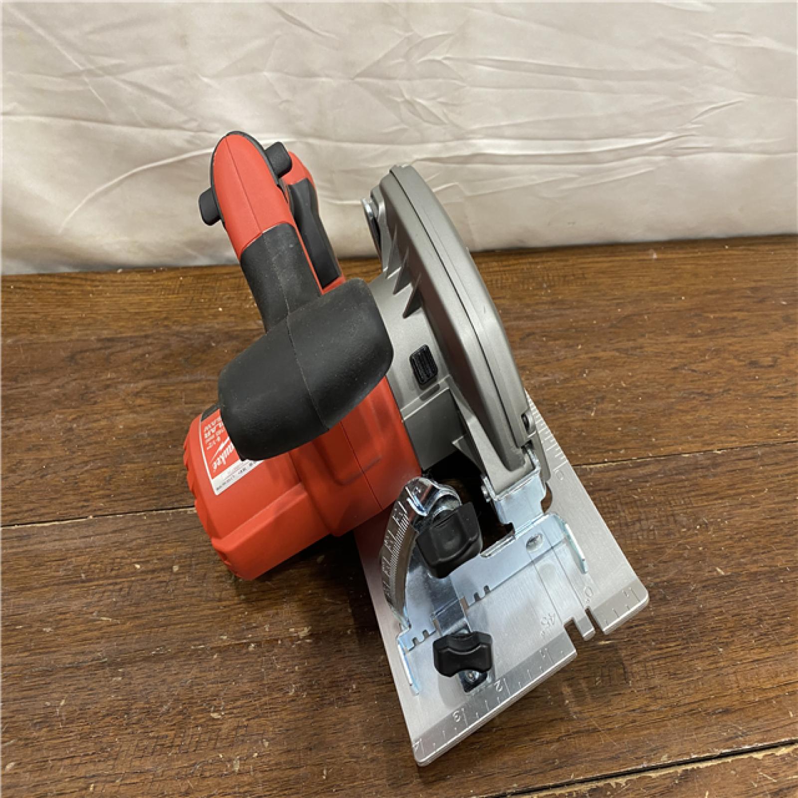 AS-IS Milwaukee 2630-20 M18 Cordless 6-1/2 Circular Saw Bare Tool Only - All
