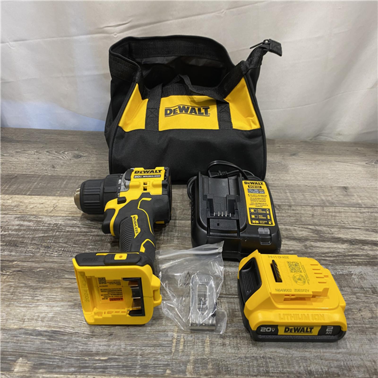 AS-IS DEWALT Atomic 20V Lithium-Ion Cordless Compact 1/2 in. Drill/Driver Kit