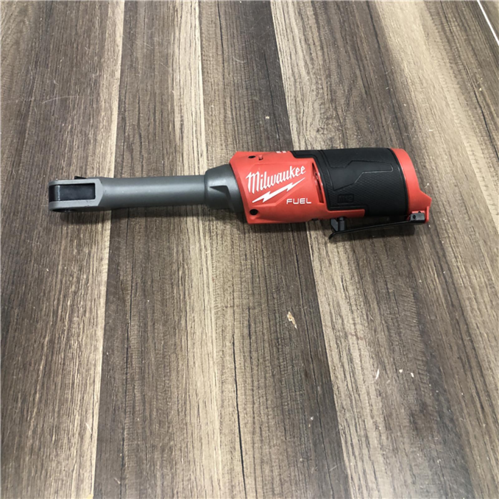 AS-IS Milwaukee FUEL INSIDER 12V Lithium-Ion Brushless Cordless 1/4 in. - 3/8 in. Extended Reach Box Ratchet (Tool-Only)