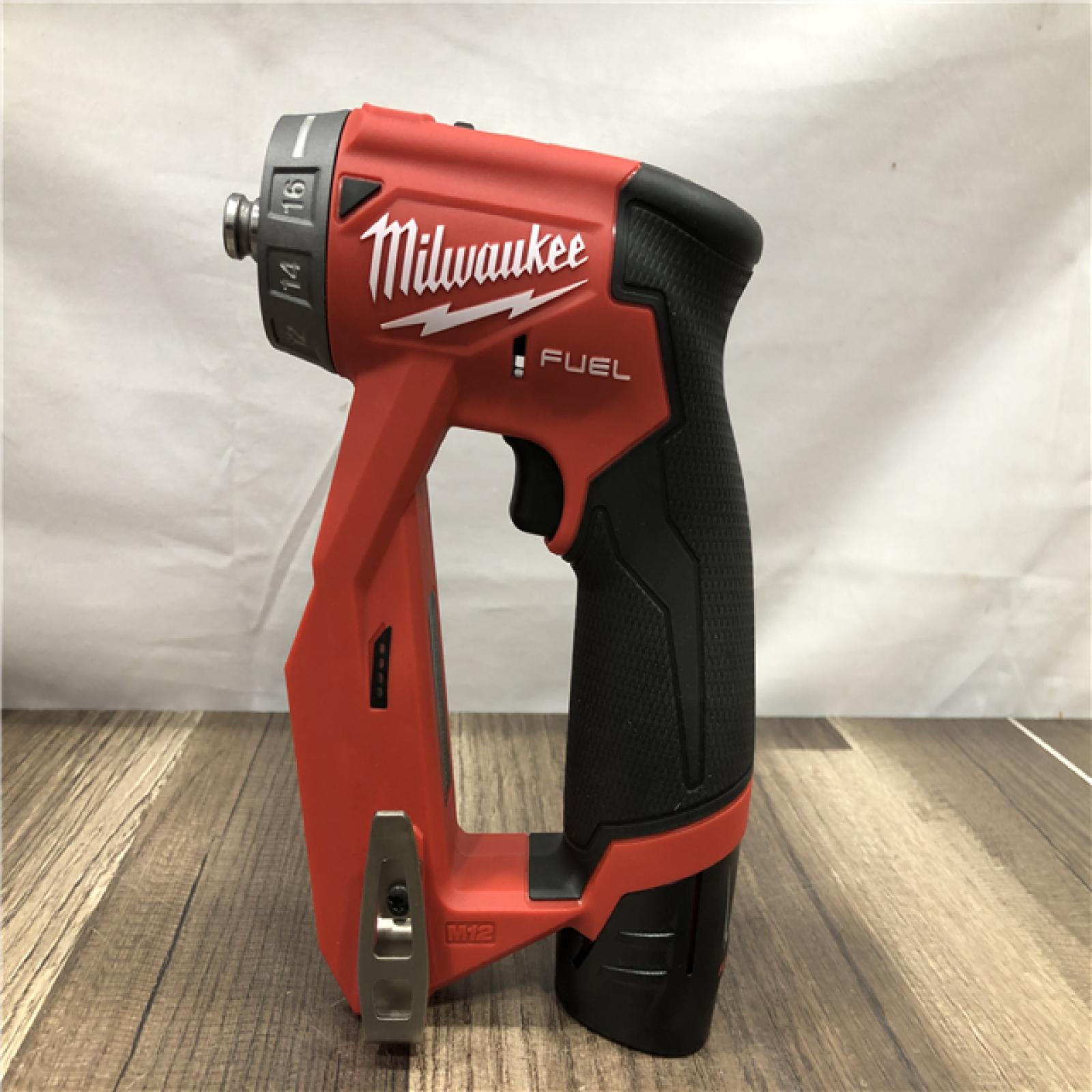 AS-IS Milwaukee  FUEL 12V Lithium-Ion Brushless Cordless 4-in-1 Installation 3/8 in. Drill Driver Kit