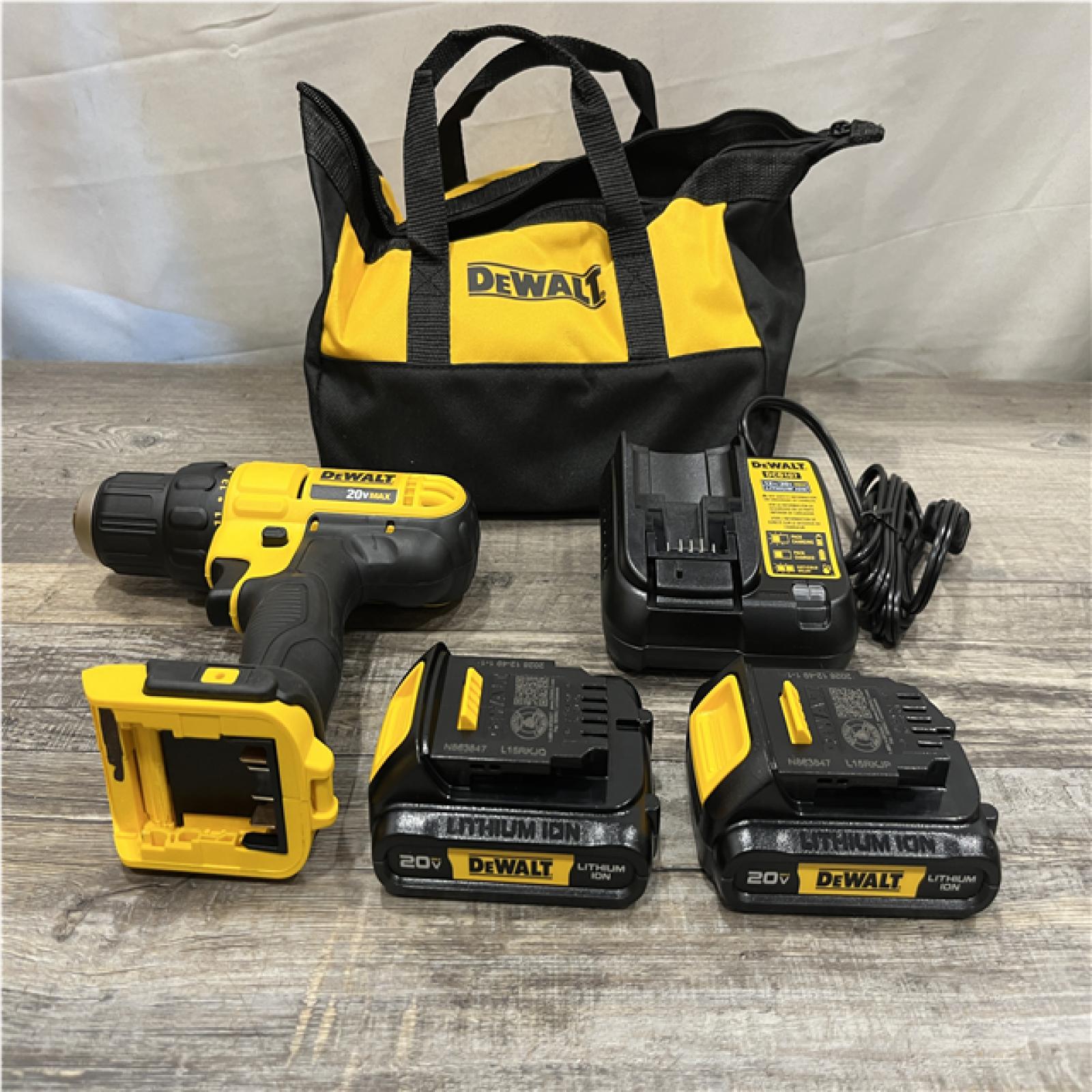 AS-IS DEWALT 20V MAX Cordless 1/2 in. Drill/Driver Kit