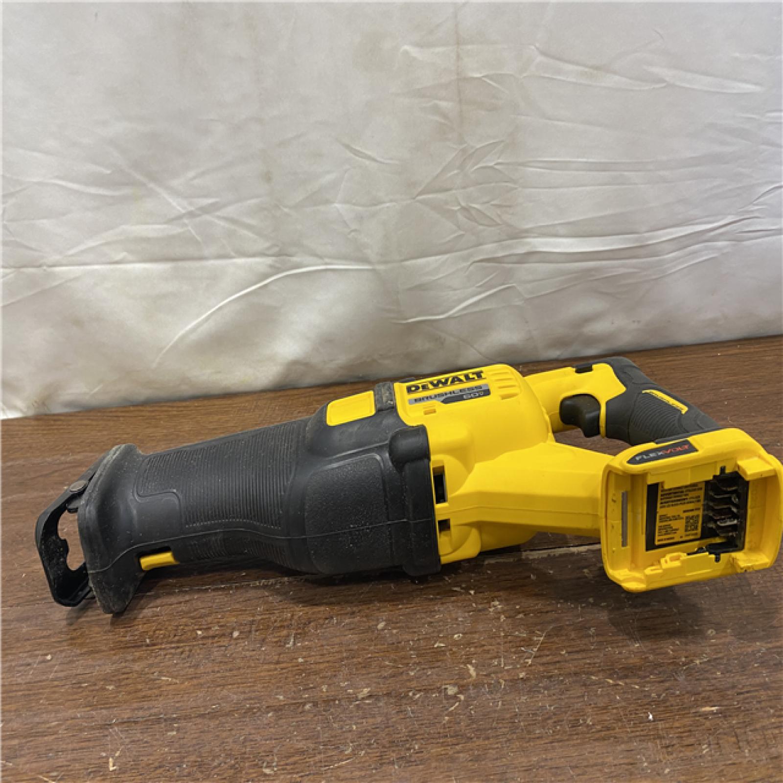 AS-IS DeWalt DCS389B FLEXVOLT 60V MAX Cordless Brushless Reciprocating Saw (Tool-Only)