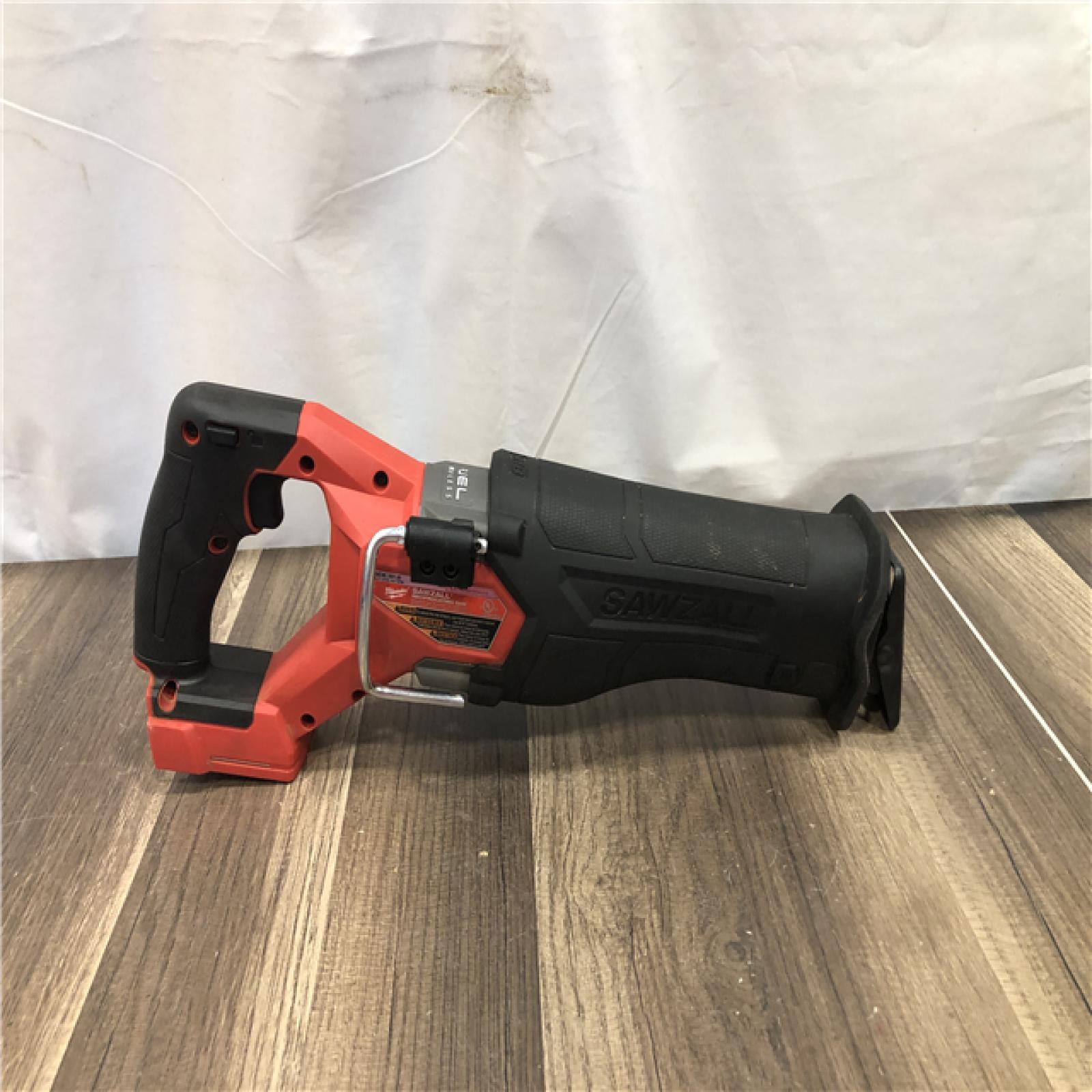 AS-IS Milwaukee FUEL GEN-2 18V Lithium-Ion Brushless Cordless SAWZALL Reciprocating Saw (Tool-Only)