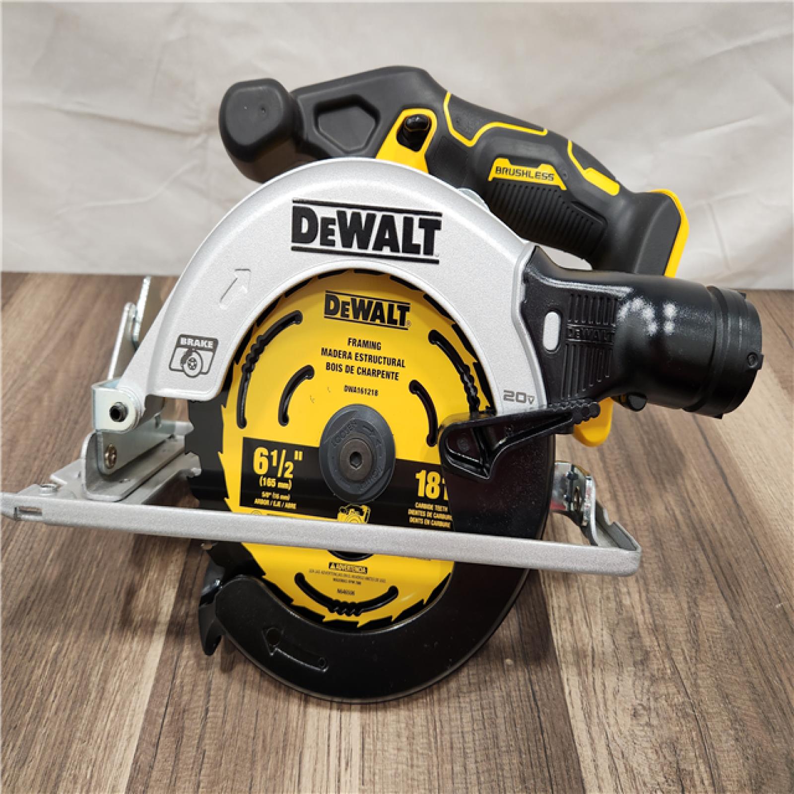 AS-IS Dewalt 20-Volt MAX ToughSystem Lithium-Ion 6-Tool Cordless Combo Kit