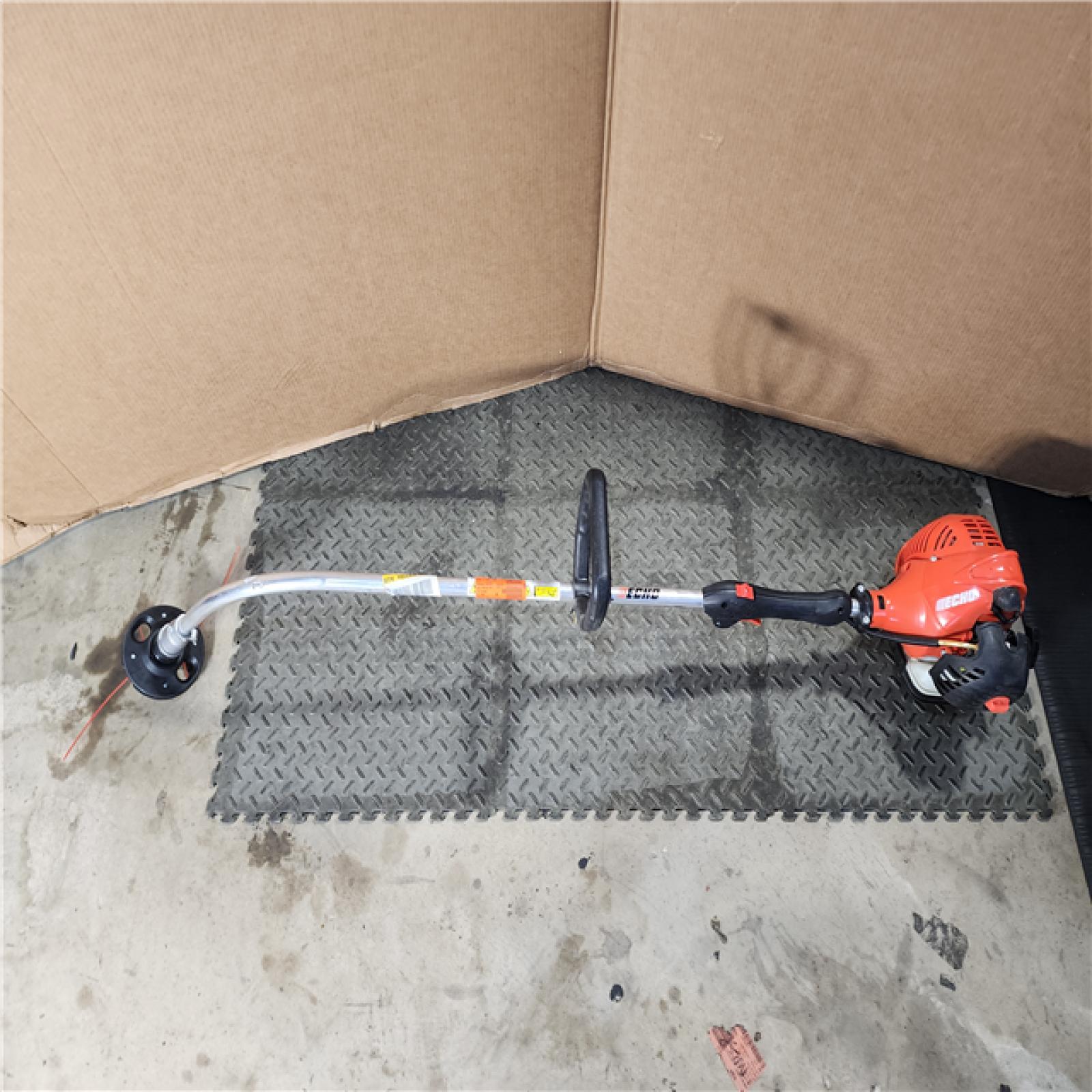 HOUSTON LOCATION - AS-IS Echo GT-225 21.2cc 2 Stroke Lightweight Durable Gas Curved Shaft String Trimmer