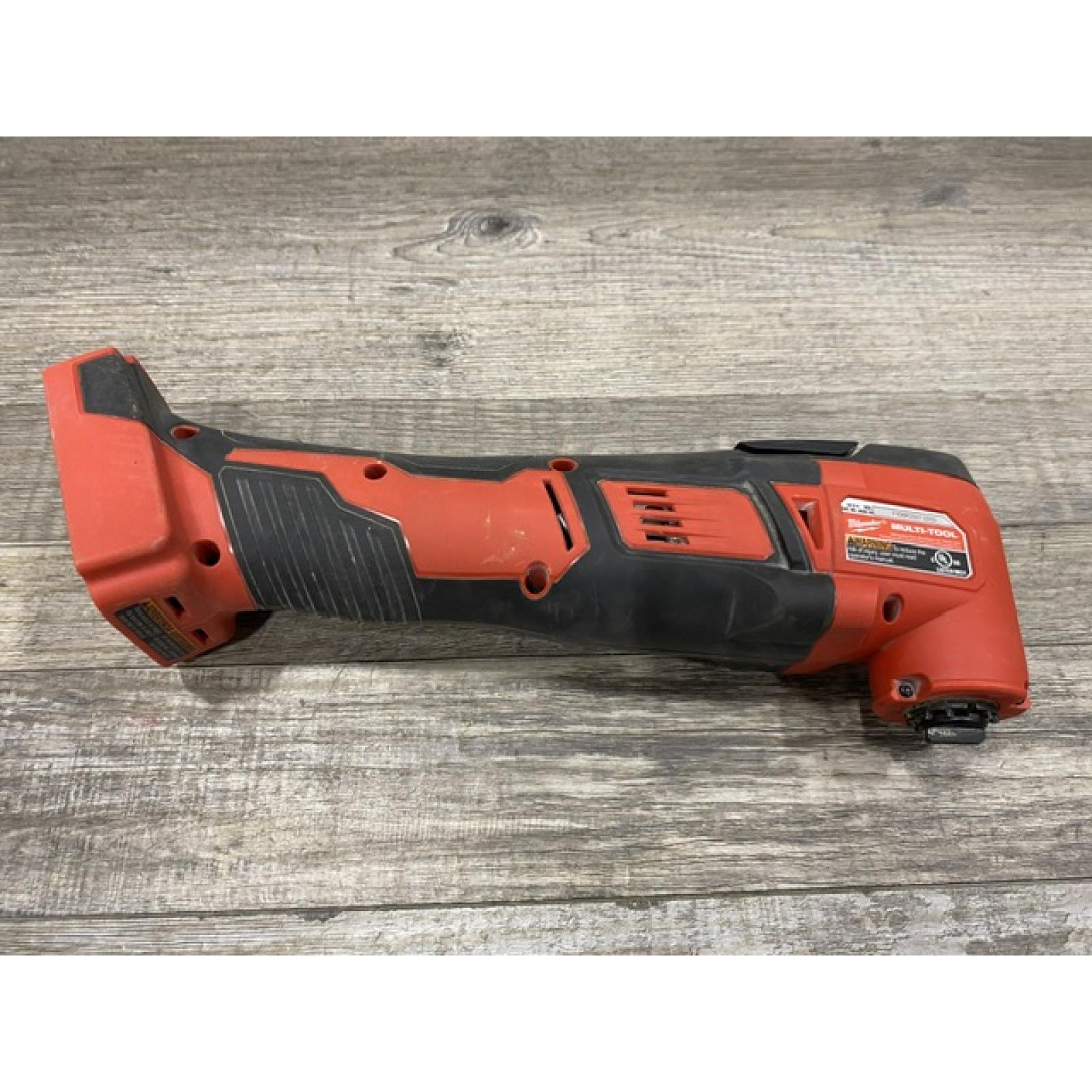 AS-IS Milwaukee 18V Lithium-Ion Cordless Oscillating Multi-Tool (Tool-Only)