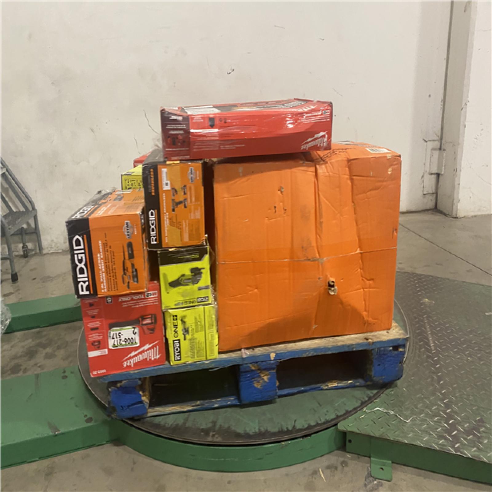 Dallas Location - As-Is Tool Pallet