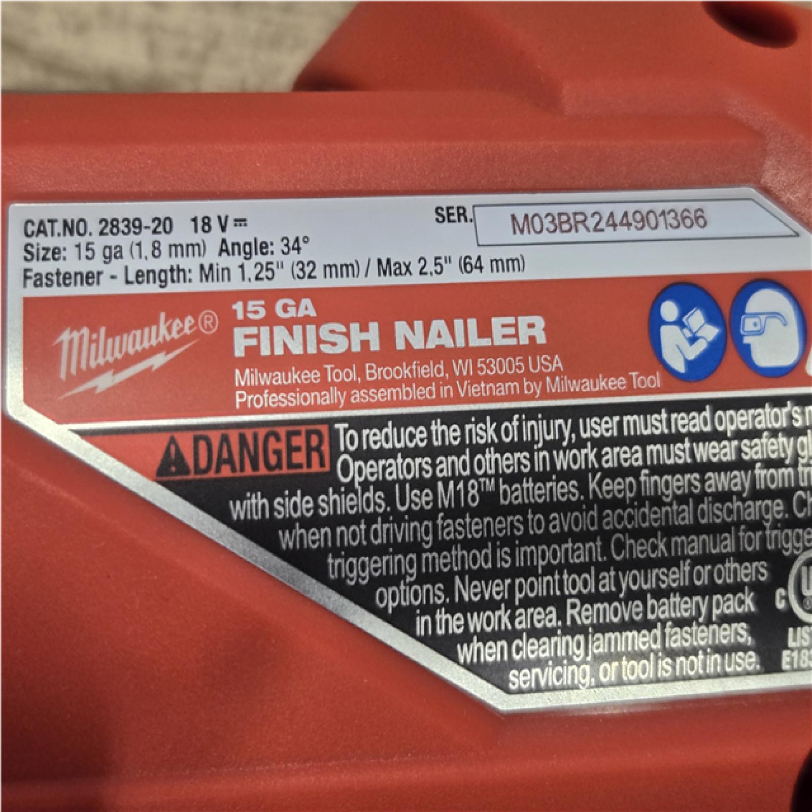 AS-IS Milwaukee FUEL 18V Lithium-Ion Brushless Cordless Gen II 15-Gauge Angled Nailer (Tool-Only)