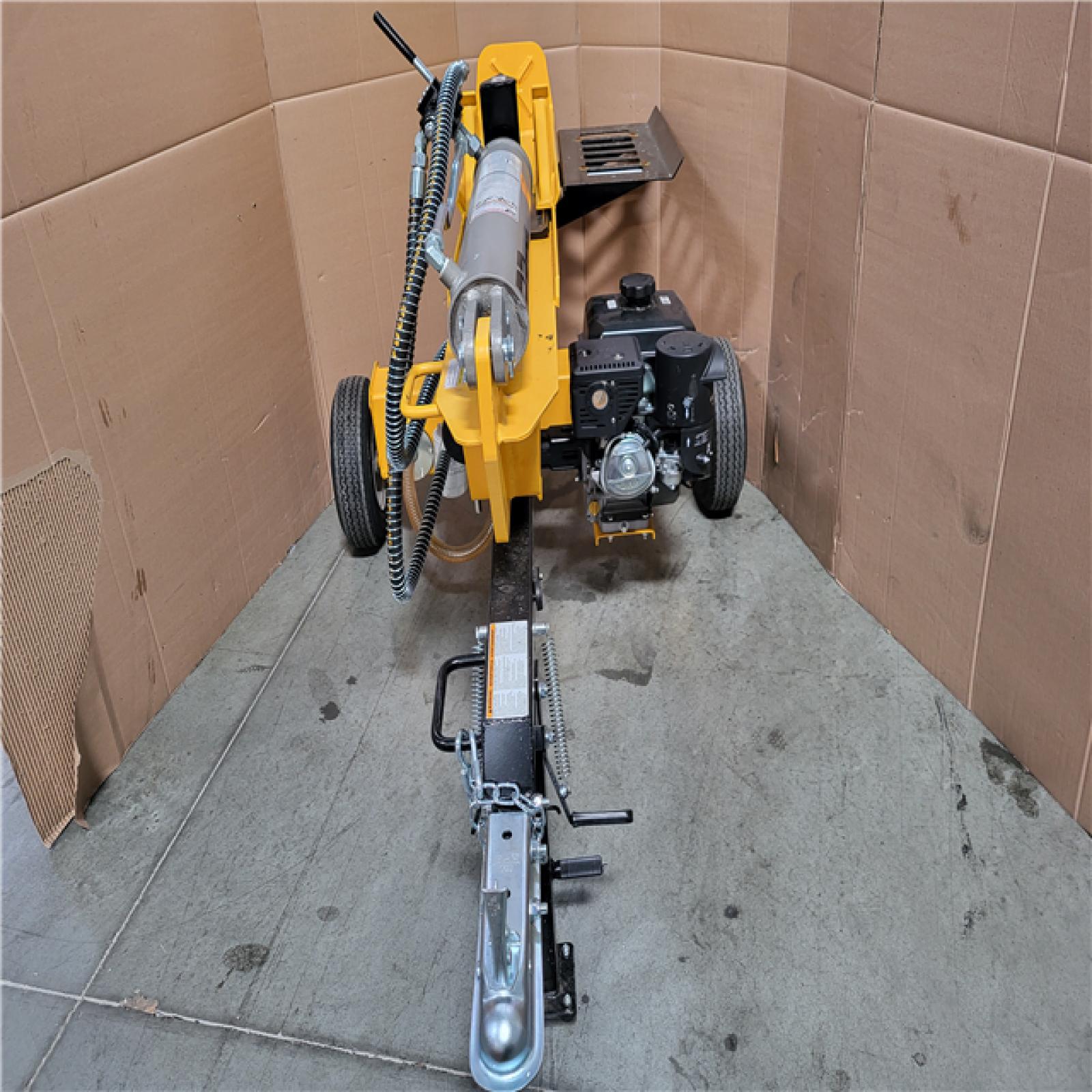 CALIFORNIA AS-IS DEWALT 32 TON LOG SPLITTER