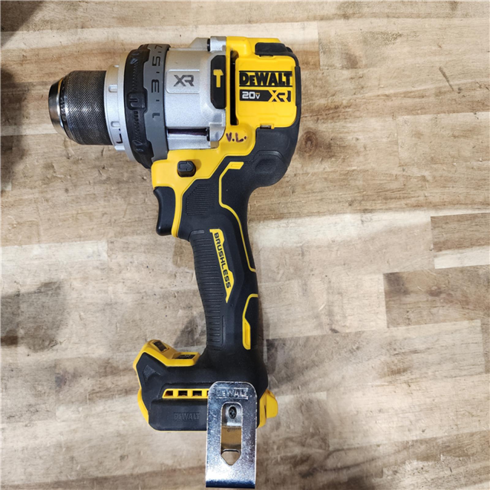 HOUSTON LOCATION - AS-IS DEWALT 20V XR Lithium-Ion Cordless Hammer Drill Kit
