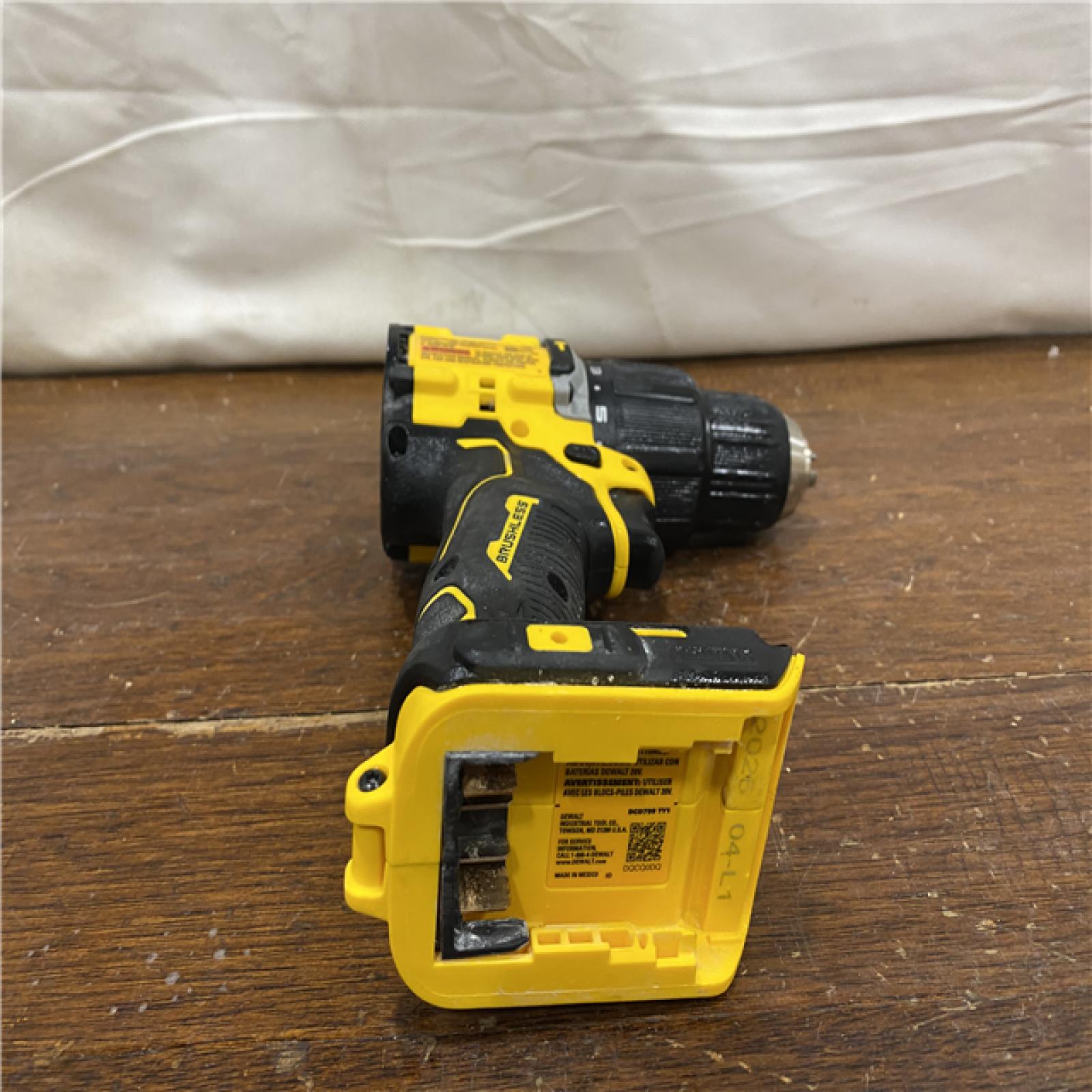 AS-IS DEWALT ATOMIC 20-Volt Lithium-Ion Cordless 1/2 in. Compact Hammer Drill with 3.0Ah Battery, Charger and Bag
