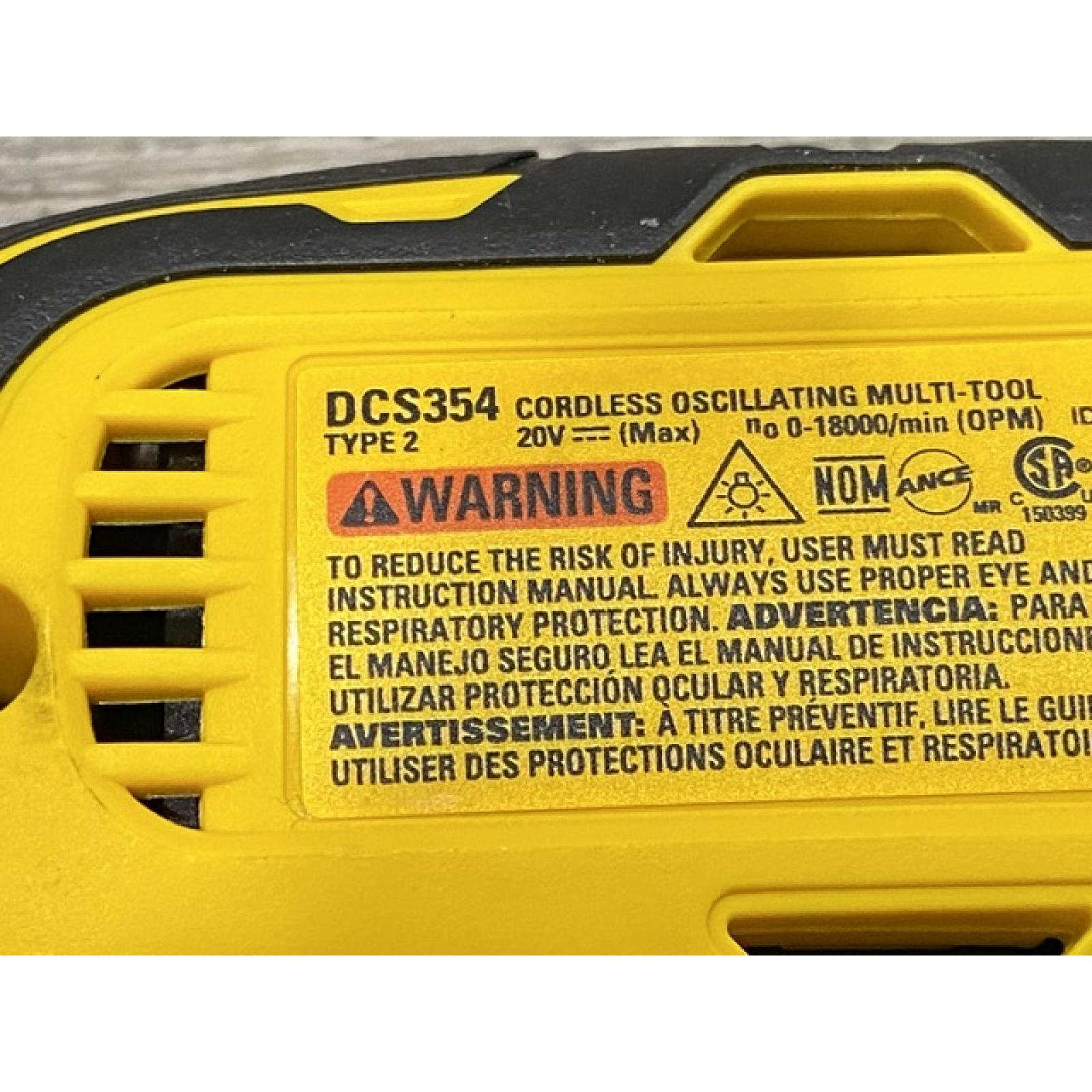 AS-IS DEWALT ATOMIC 20V MAX Cordless Brushless Oscillating Multi Tool Kit