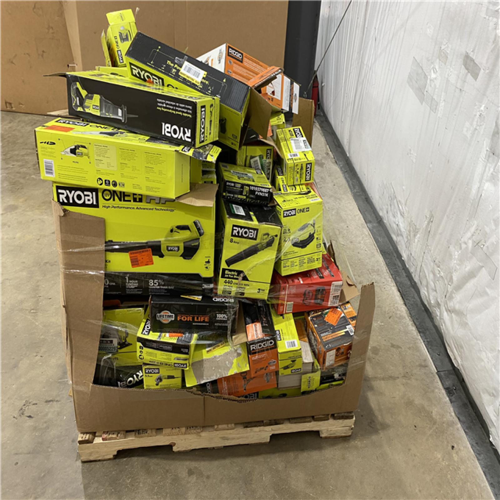 Houston Location AS IS - Tool Pallet