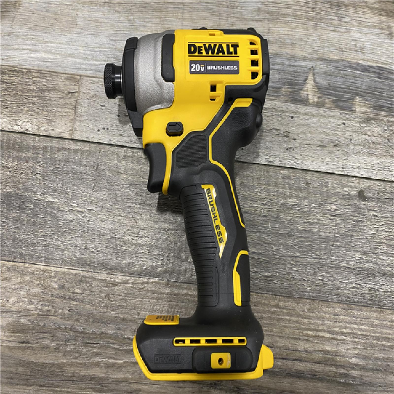 AS-IS DEWALT Atomic 20V Max Lithium-Ion Brushless Cordless Compact 1/4 in. Impact Driver Kit