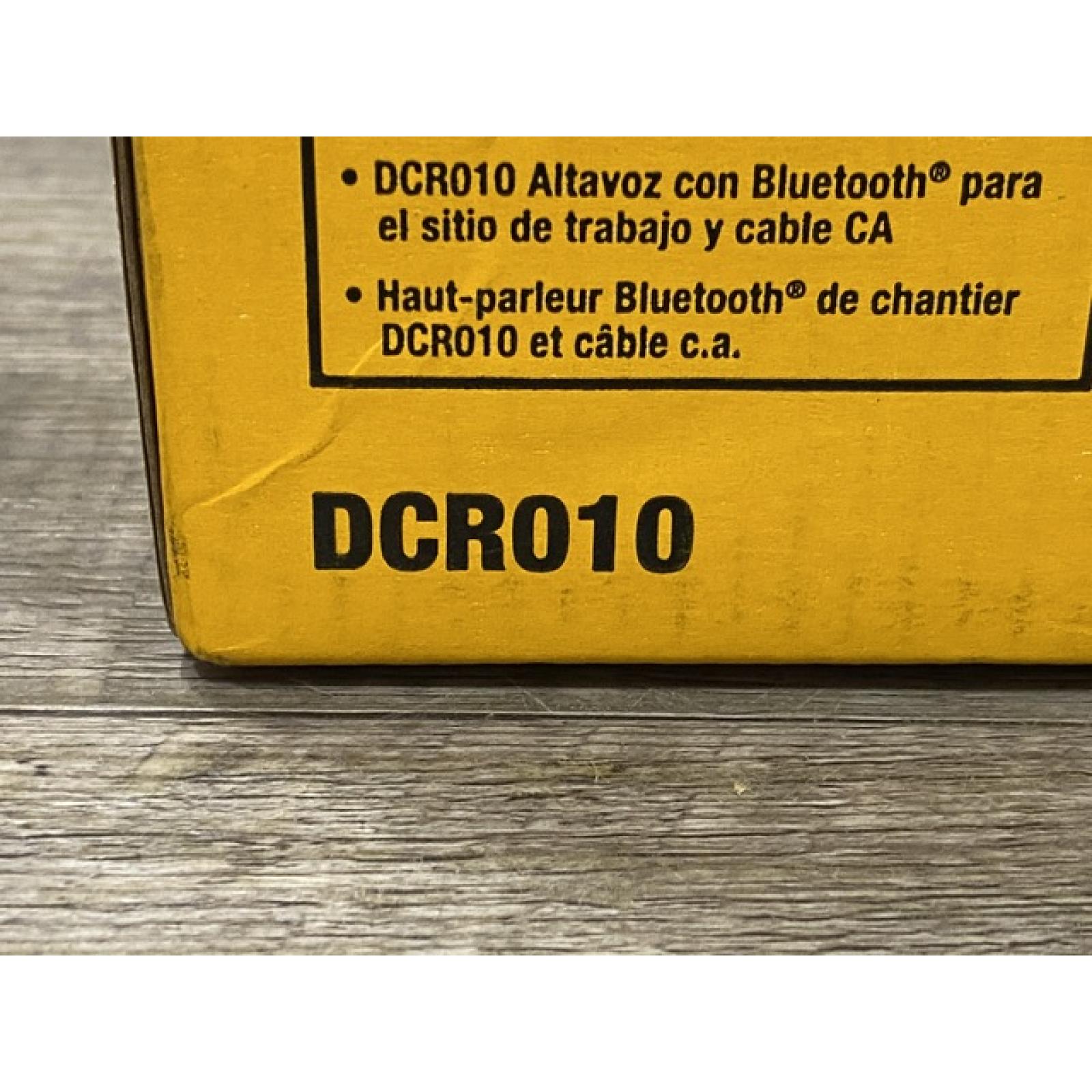 NEW - DEWALT 20V MAX Cordless Bluetooth Speaker (Tool Only)