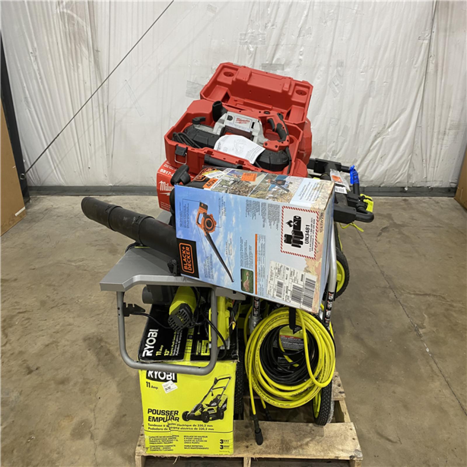 Houston Location AS IS - Tool Pallet