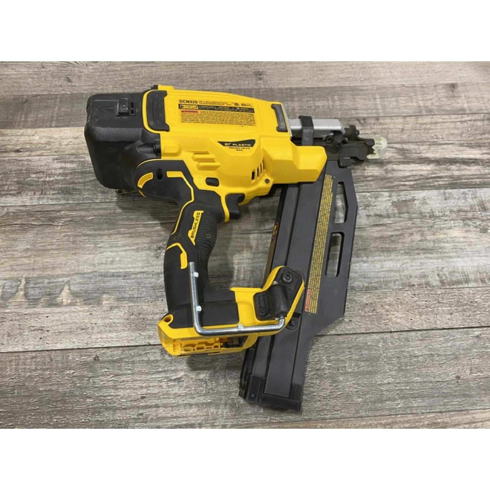 AS-IS DEWALT 20-Volt 21° Cordless Framing Nailer (Tool-Only)