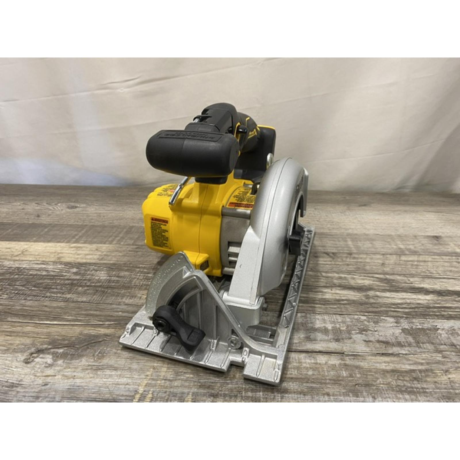 AS-IS DEWALT 20V MAX Cordless Brushless 6-1/2 in. Sidewinder Style Circular Saw (Tool Only)