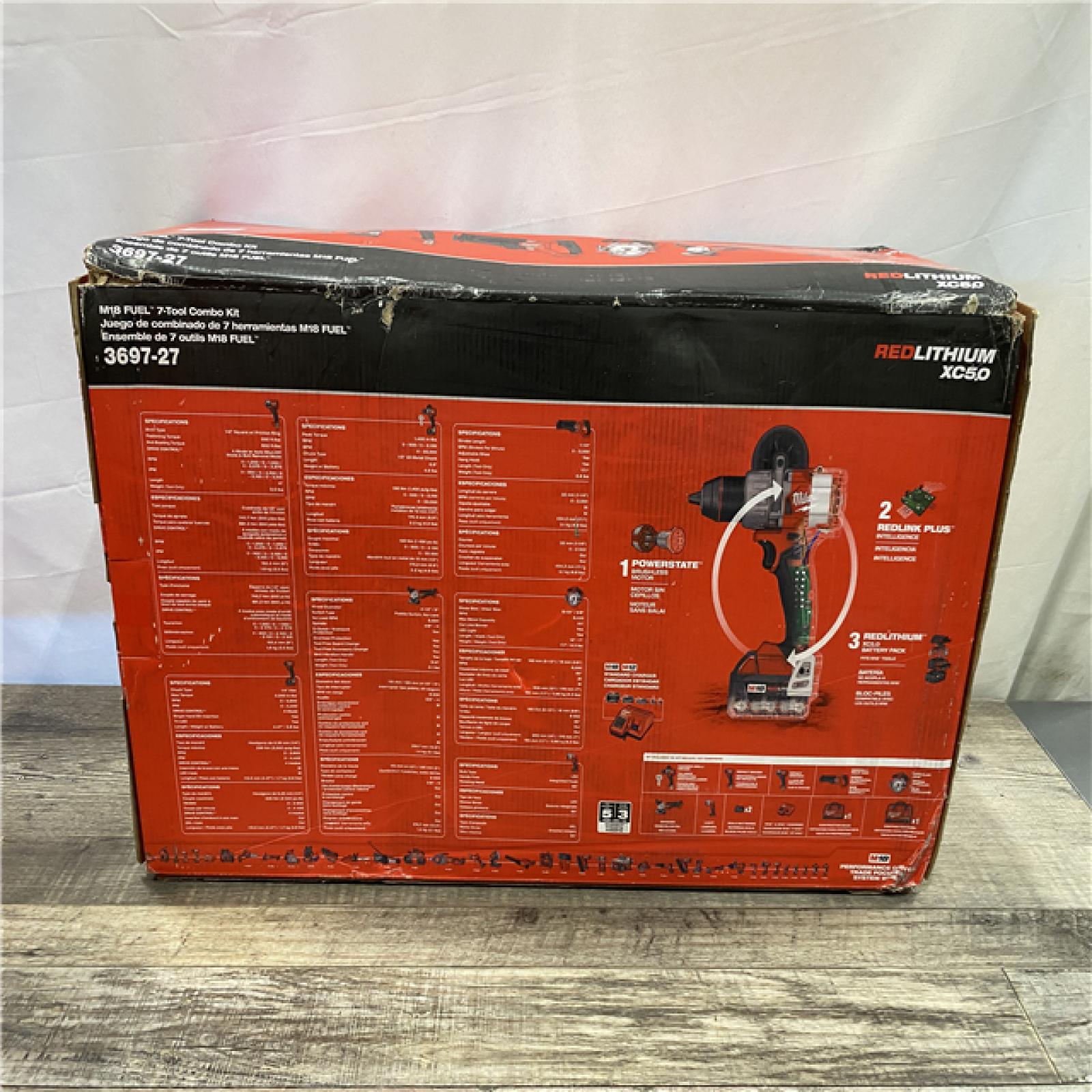 NEW - Milwaukee FUEL 18V Lithium-Ion Brushless Cordless Combo (7-Tool) Kit