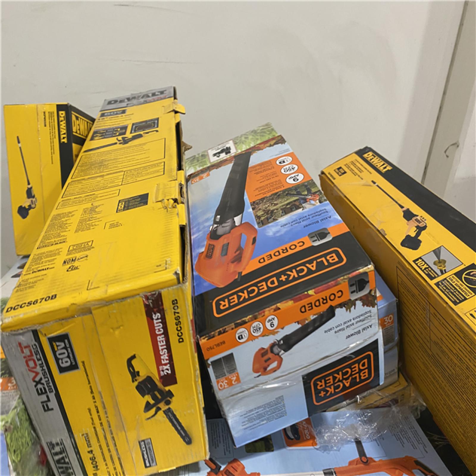 Dallas Location - As-Is DEWALT Tool Pallet