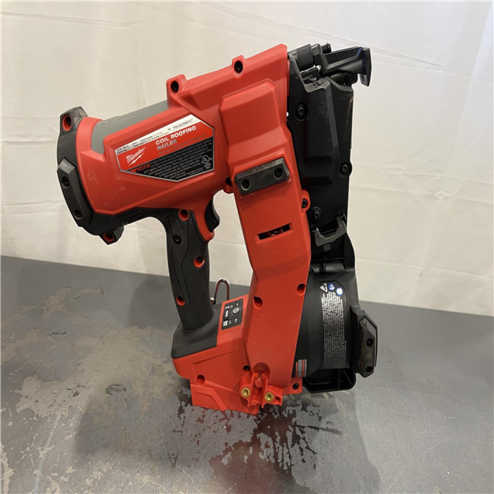 AS-IS - Milwaukee M18 FUEL 18-Volt Lithium-Ion Brushless Cordless Coil Roofing Nailer