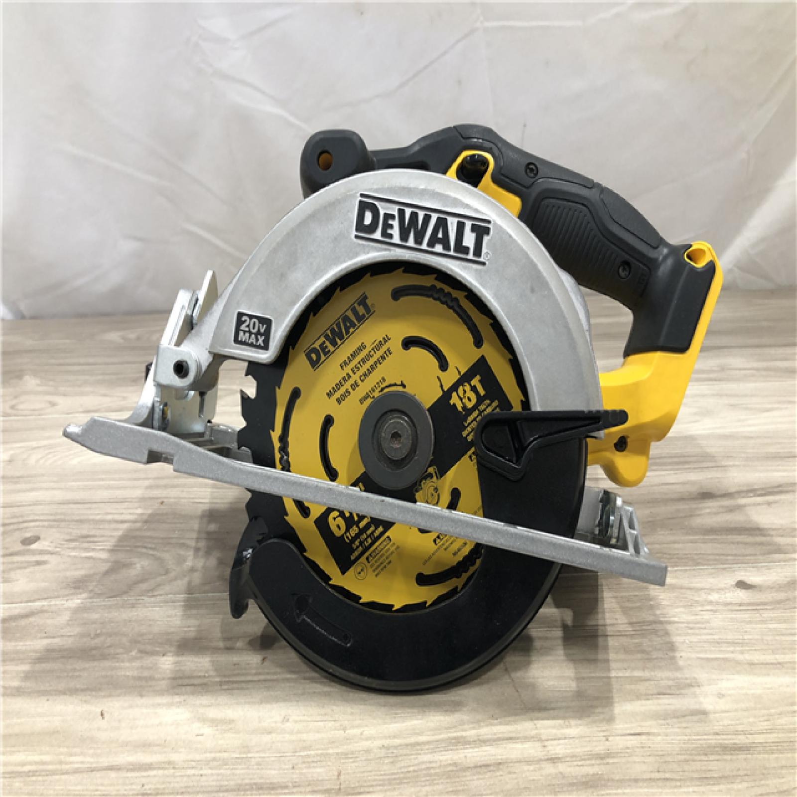 AS-IS DEWALT 6-1/2'' 165MM CIRCULAR SAW (Tool-Only)