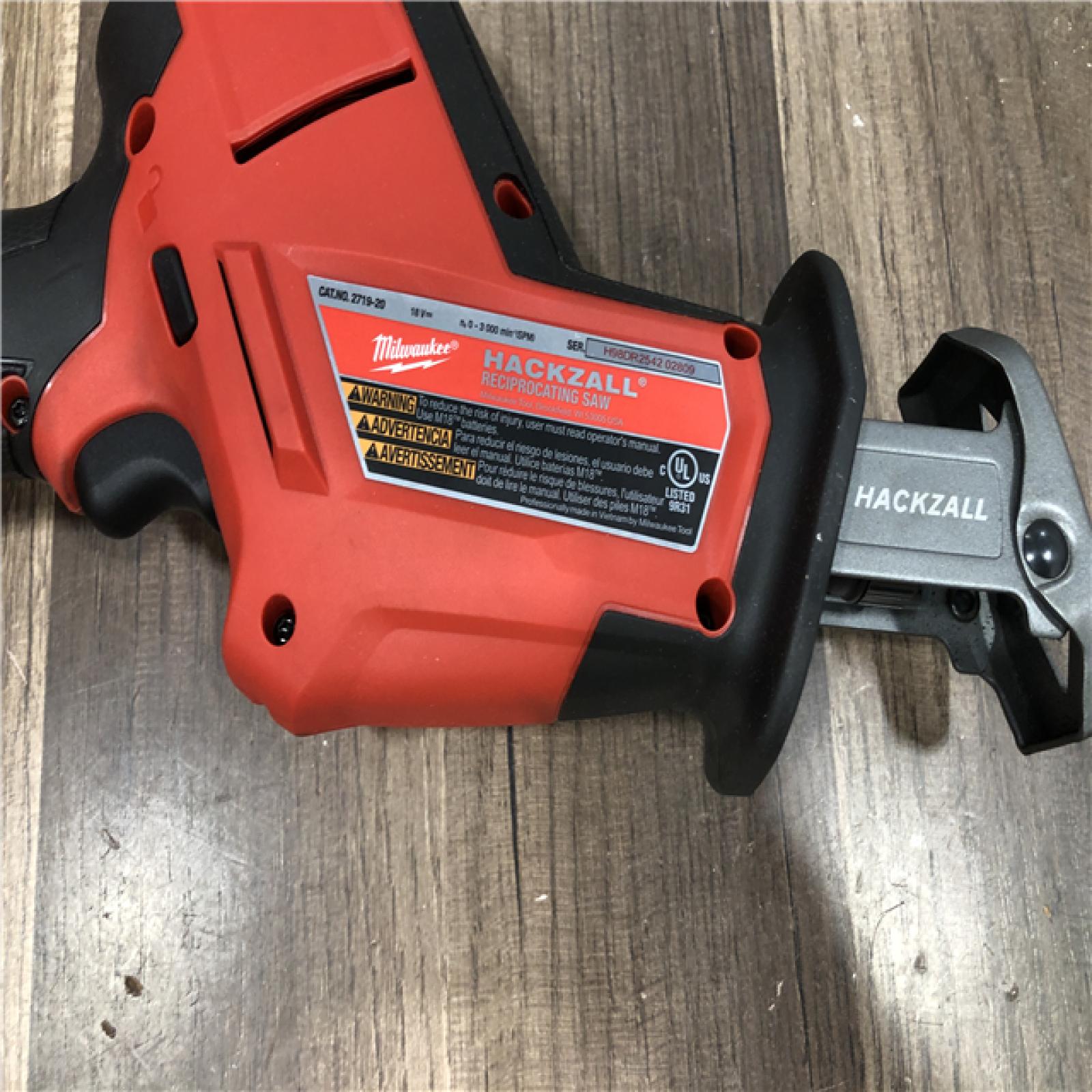 AS-IS Milwaukee M18 FUEL 18V Lithium-Ion Cordless Brushless Oscillating Multi-Tool (Tool-Only)