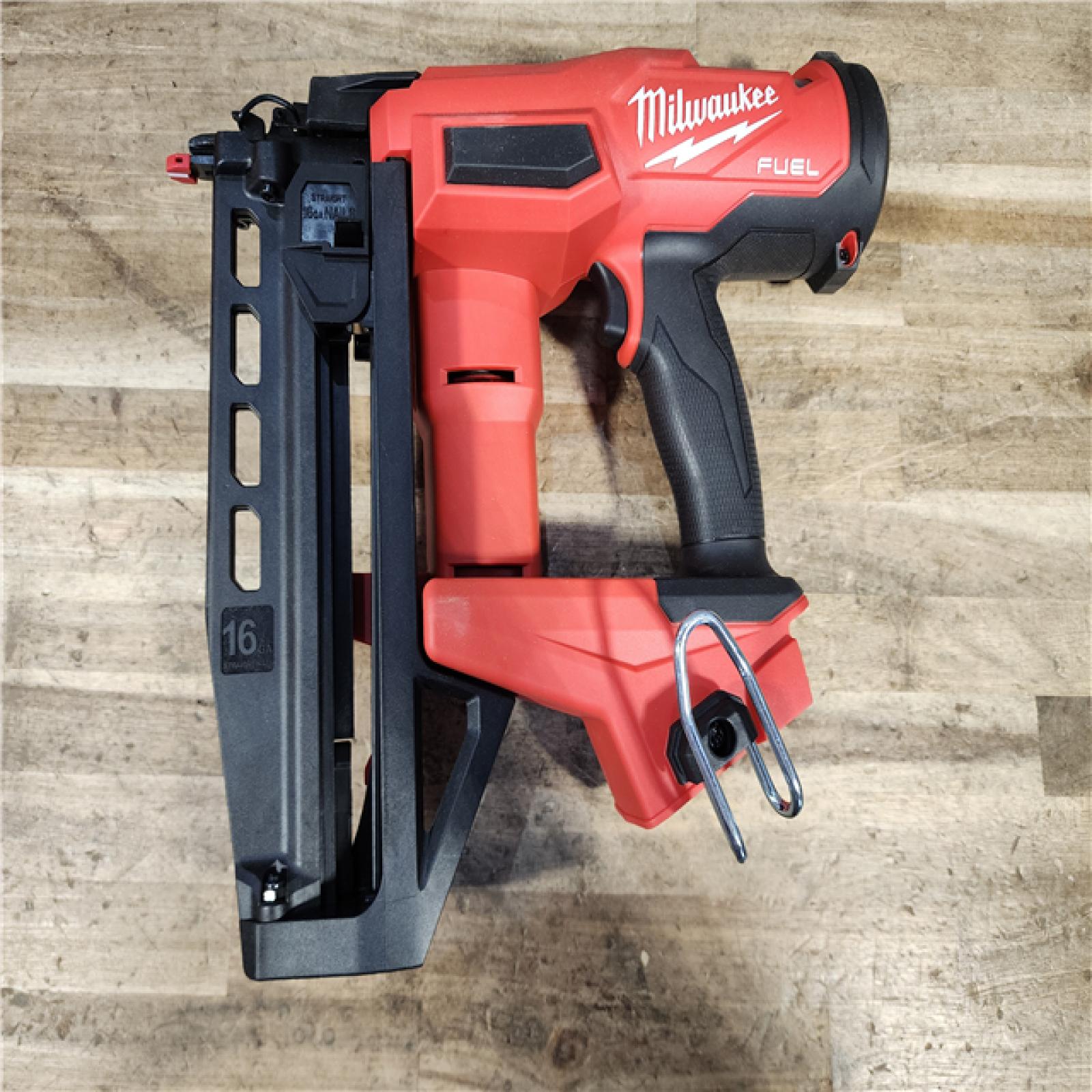 HOUSTON LOCATION - AS-IS (APPEARS LIKE NEW) Milwaukee FUEL 18-Volt Lithium-Ion Brushless Cordless Gen ll 16-Gauge Straight Finish Nailer (Tool Only)