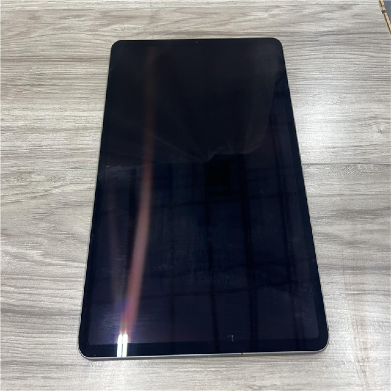 AS-IS Apple iPad Pro 12.9-inch (3rd Gen.) 64GB Space Gray WiFi