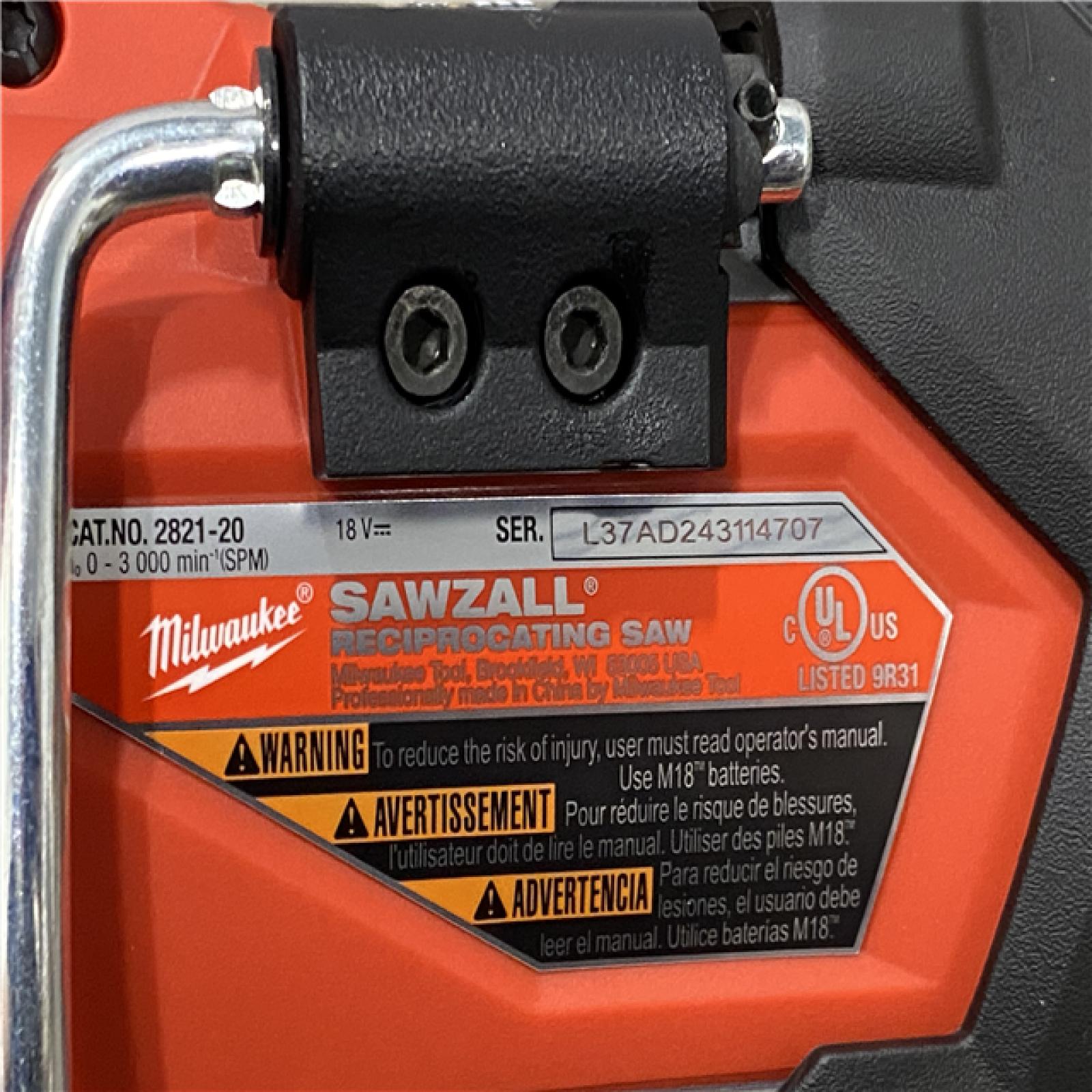 AS-IS Milwaukee FUEL GEN-2 18V Lithium-Ion Brushless Cordless SAWZALL Reciprocating Saw (Tool-Only)