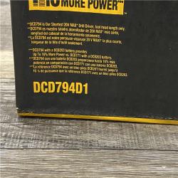 NEW - DEWALT Atomic 20V Lithium-Ion Cordless Compact 1/2 in. Drill/Driver Kit